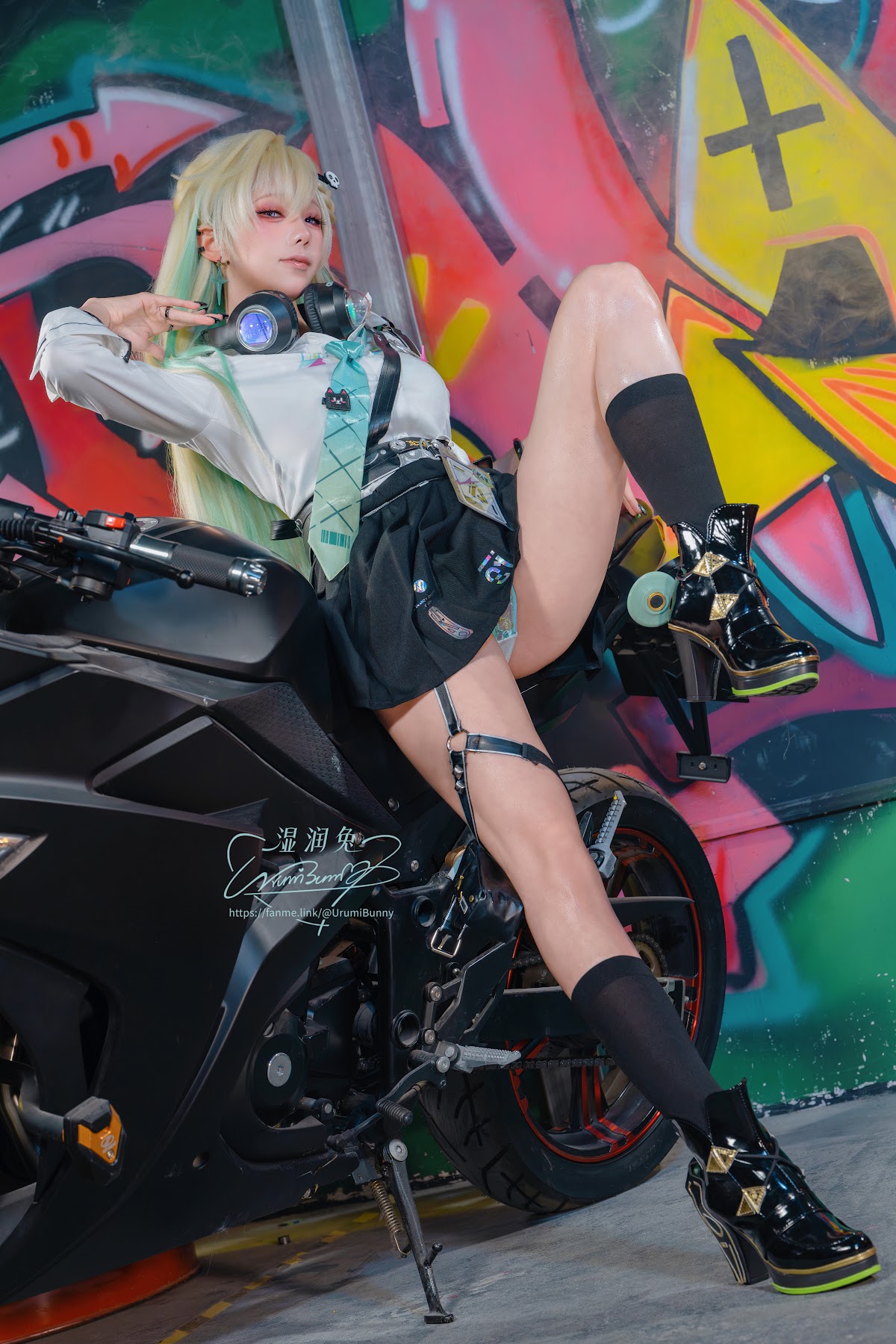 Coser@黏黏团子兔 – 2026年05月作品 鸣潮-琳奈 - P33