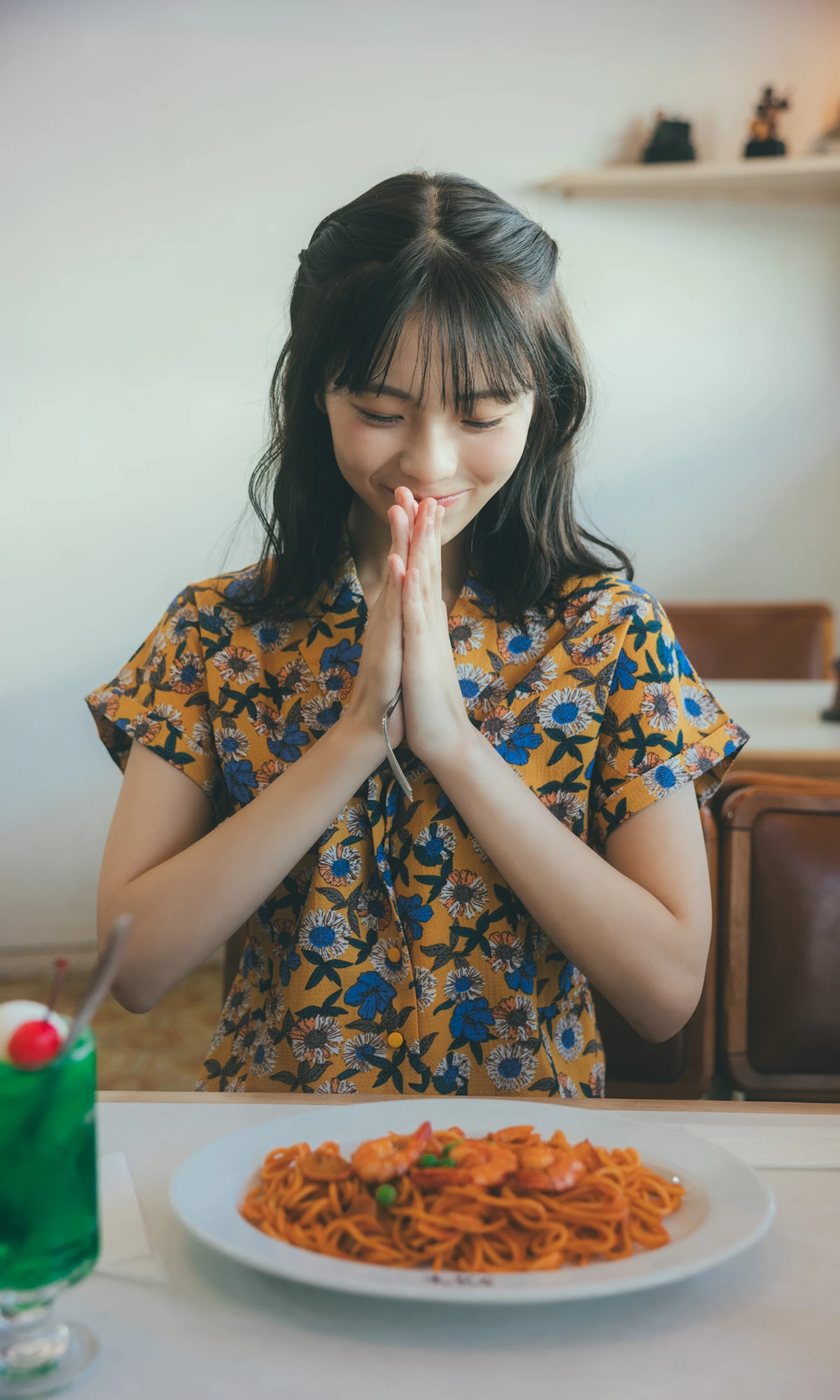 Hina Kikuchi 菊地姫奈 – Non-no 写真集 「Weekender」 - P23