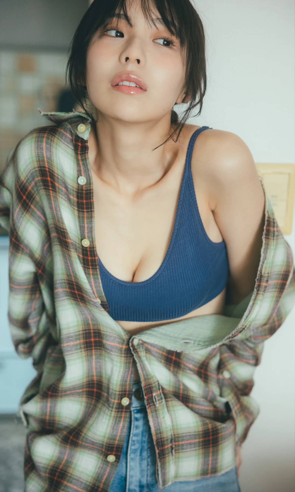 Hina Kikuchi 菊地姫奈 – Non-no 写真集 「Weekender」 - P57