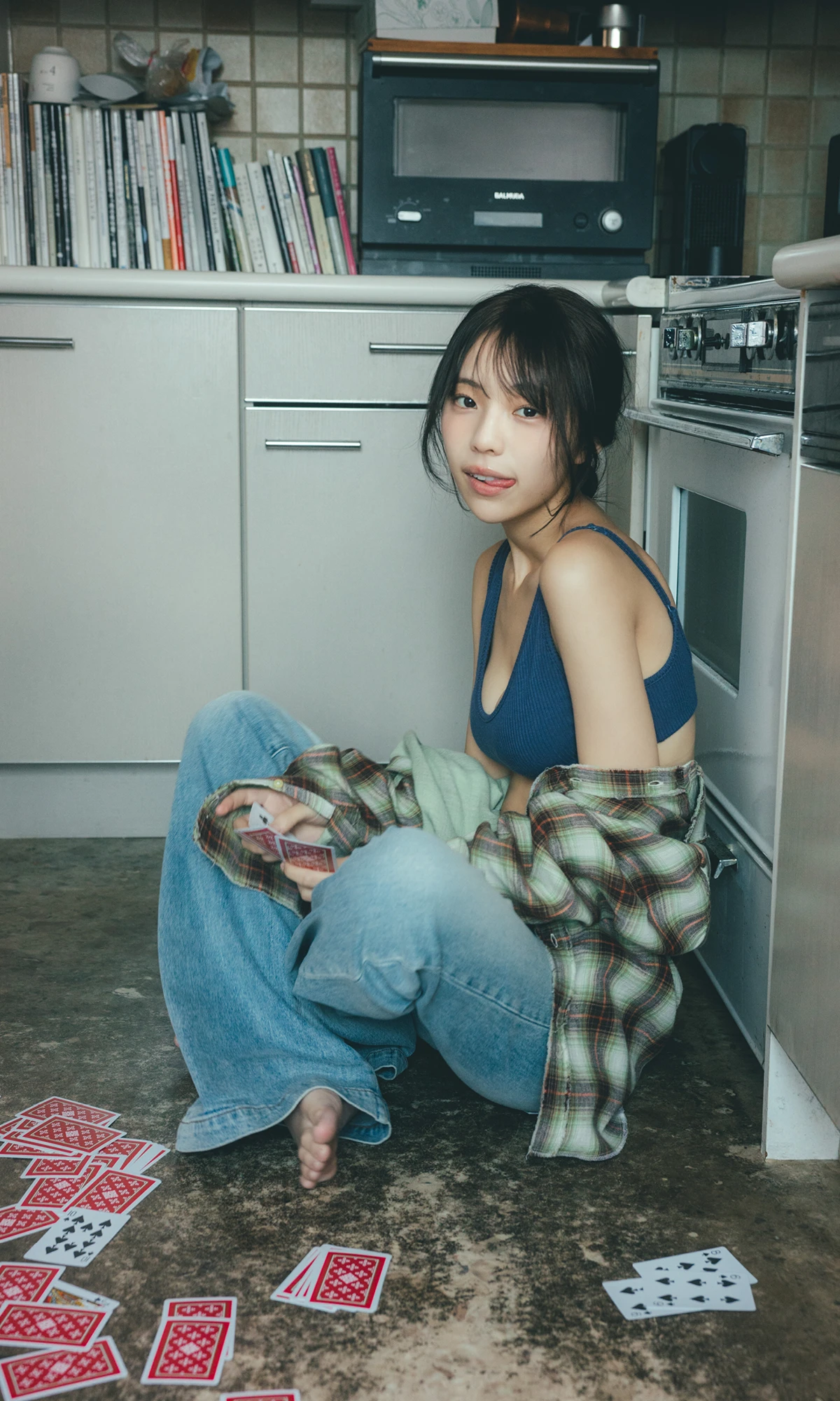 Hina Kikuchi 菊地姫奈 – Non-no 写真集 「Weekender」 - P60