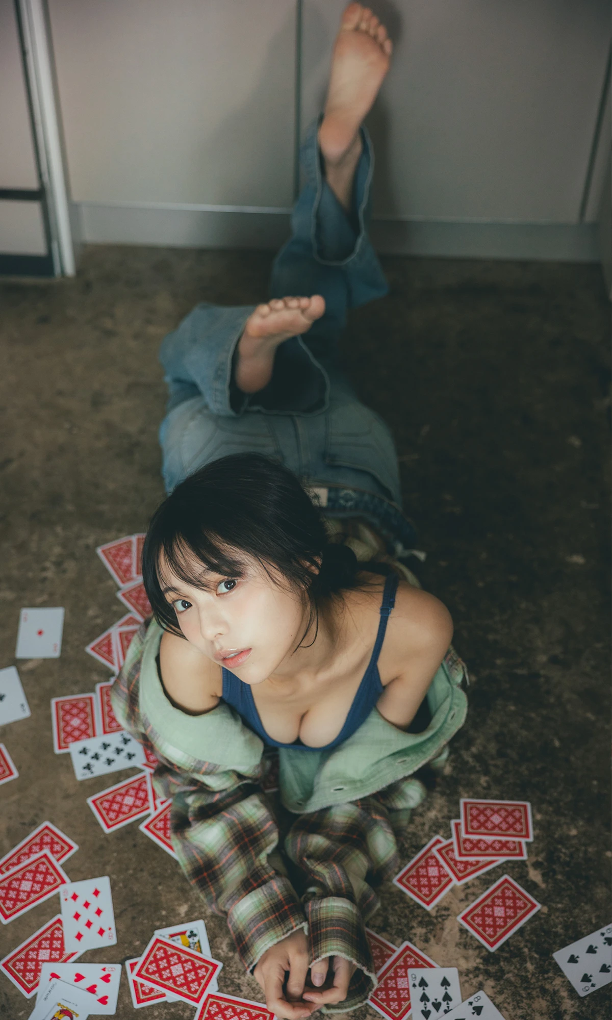 Hina Kikuchi 菊地姫奈 – Non-no 写真集 「Weekender」 - P66