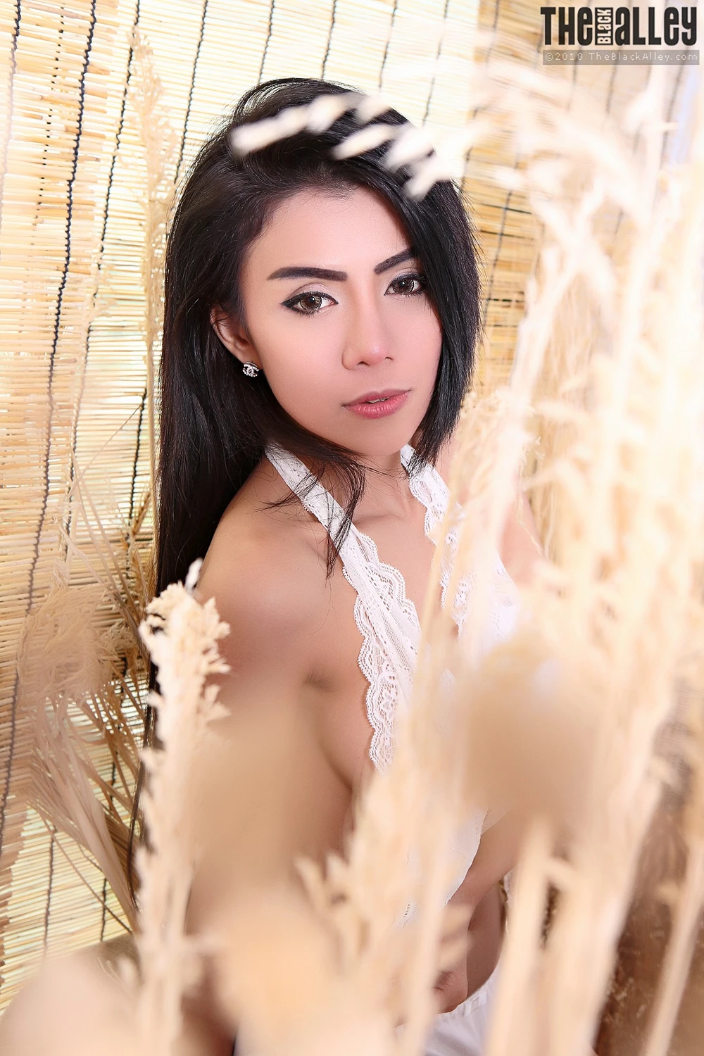 Aliyah – The Black Alley Photobook Set.06 - P40