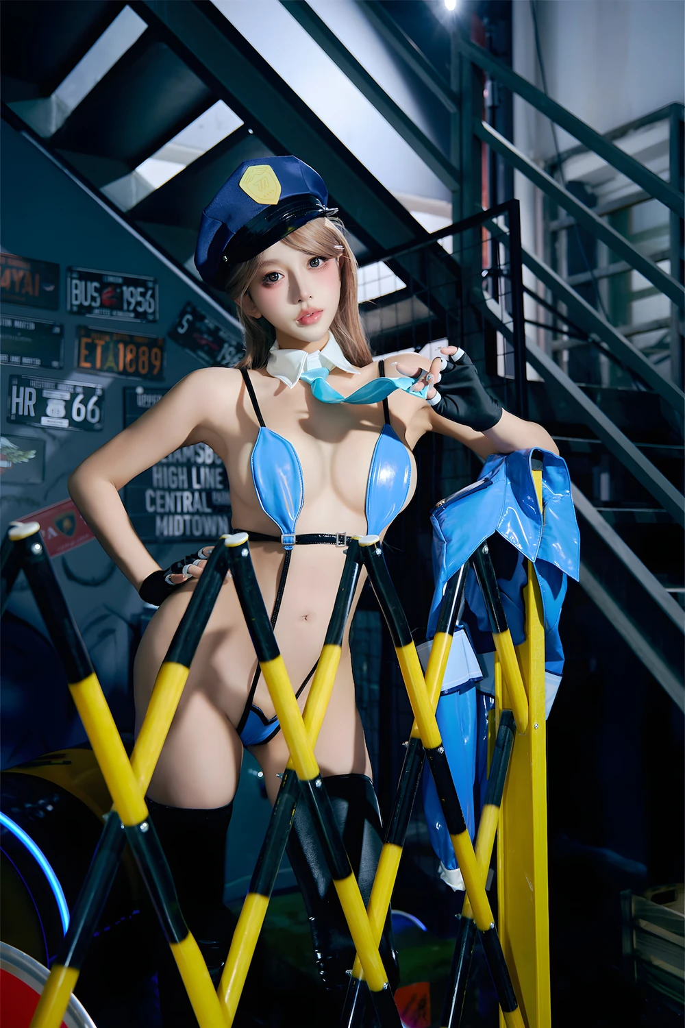 Cosplay 过期米线线喵 – 女警 - P54