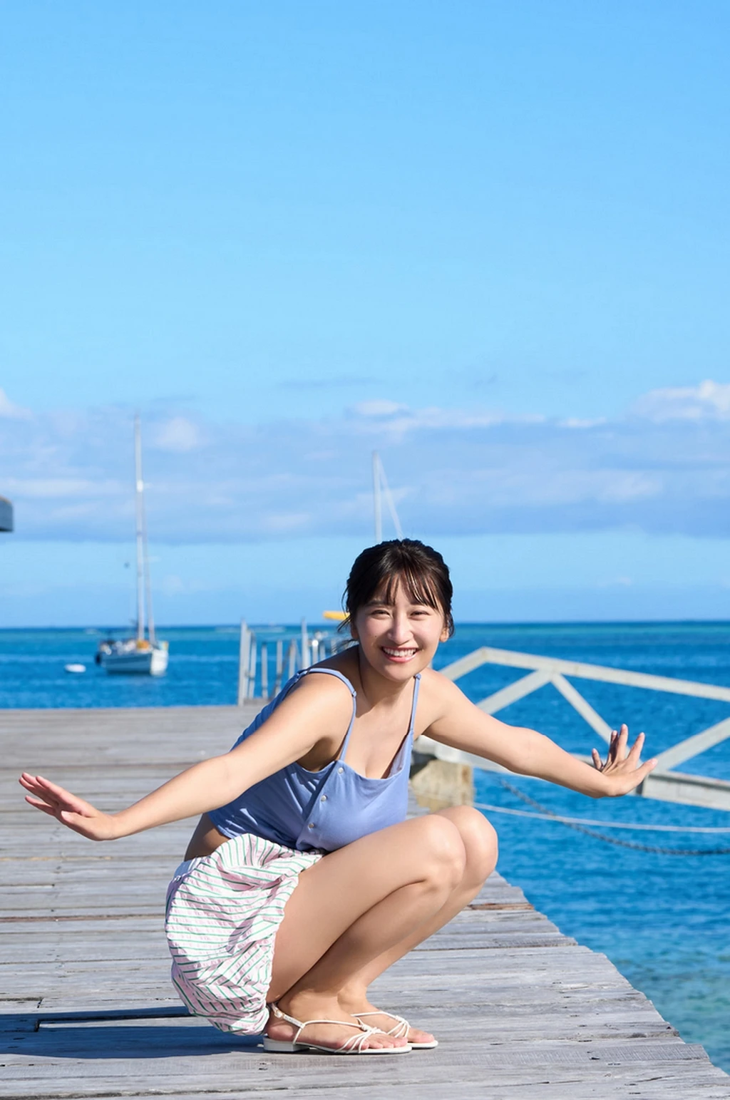 Ina Enohara 榎原依那 – 2nd写真集 「I am Ina」 - P14
