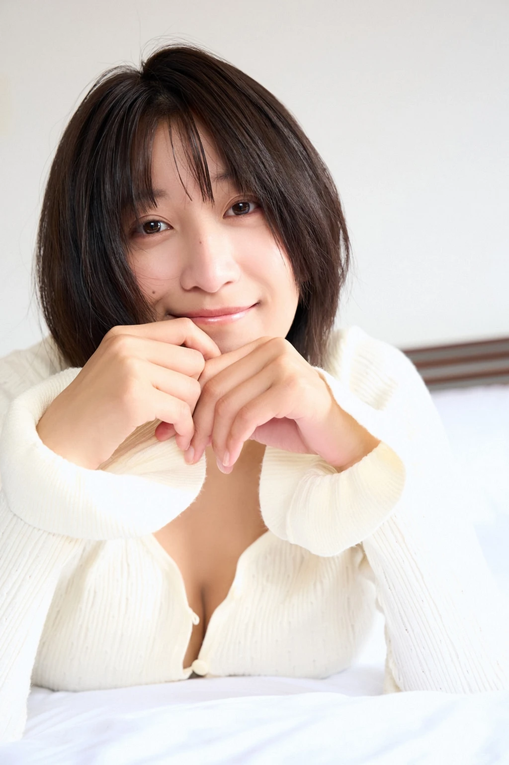 Ina Enohara 榎原依那 – 2nd写真集 「I am Ina」 - P46