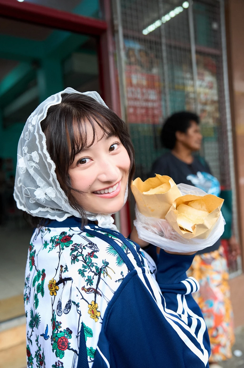 Ina Enohara 榎原依那 – 2nd写真集 「I am Ina」 - P75