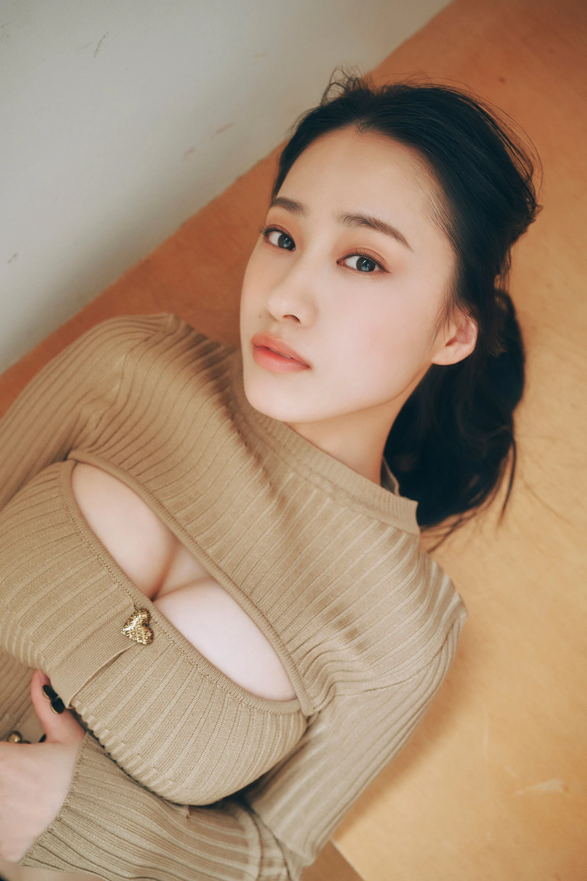 Ayano Sumida 澄田綾乃 – FLASHデジタル写真集 「熱くさせて」 - P67