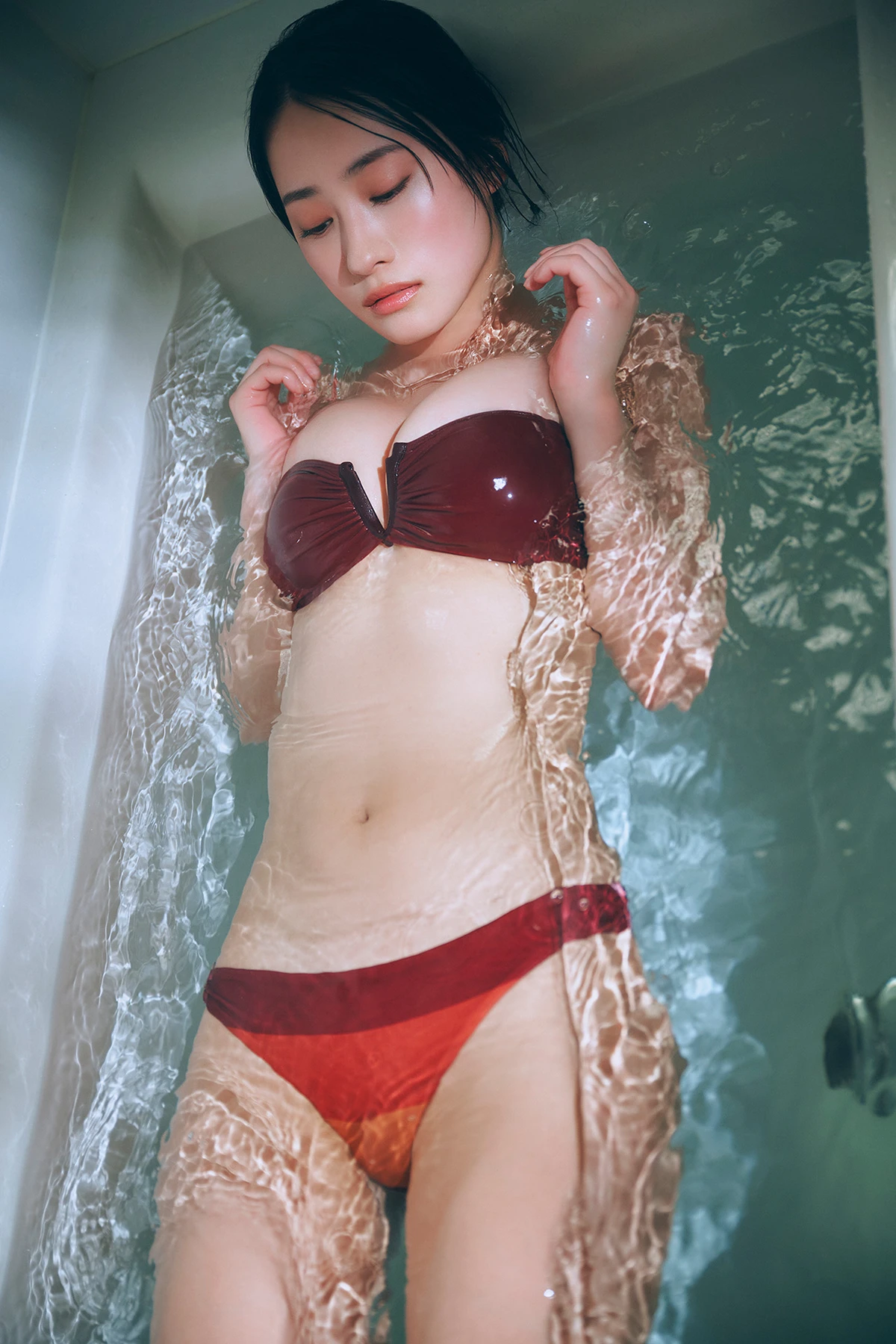 Ayano Sumida 澄田綾乃 – FLASHデジタル写真集 「熱くさせて」 - P94