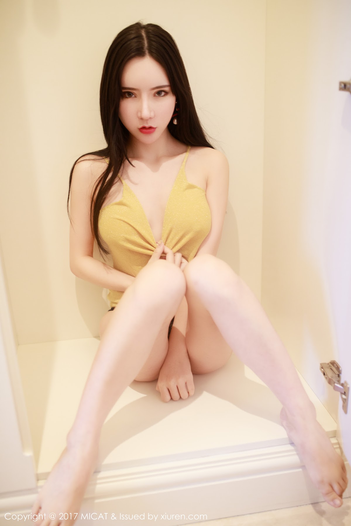 MiCat Vol.031 Zhou Yuxi (周于希dummy) - P36