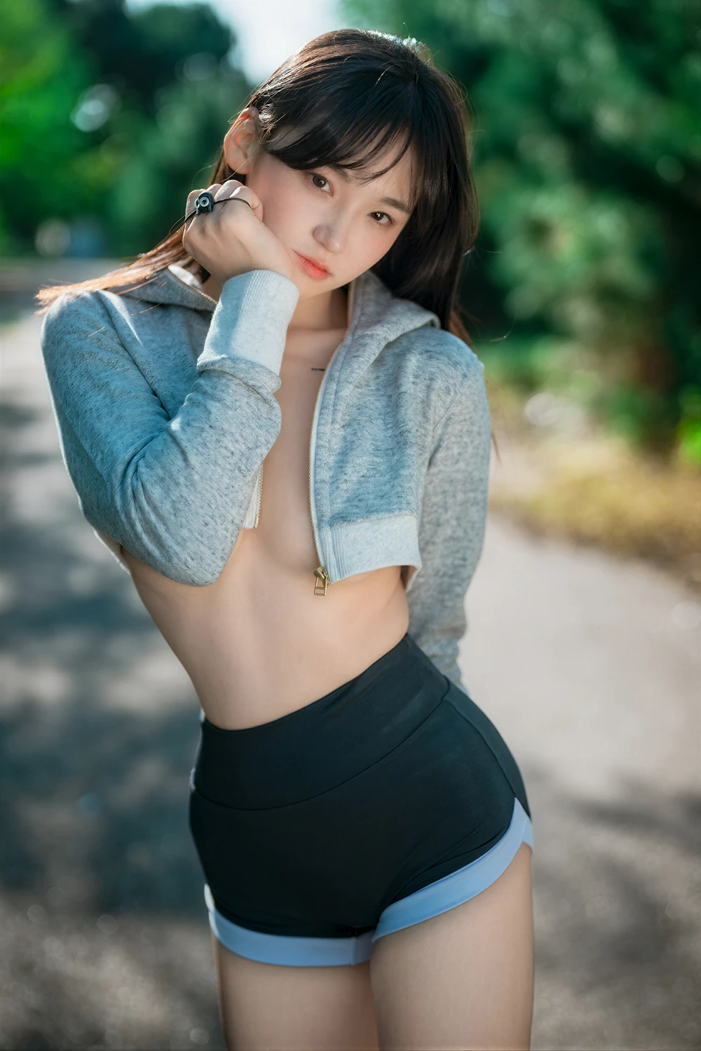 Hendoong 혠둥이 – DJAWA 「Loose and Tight Jade Blue」 - P21