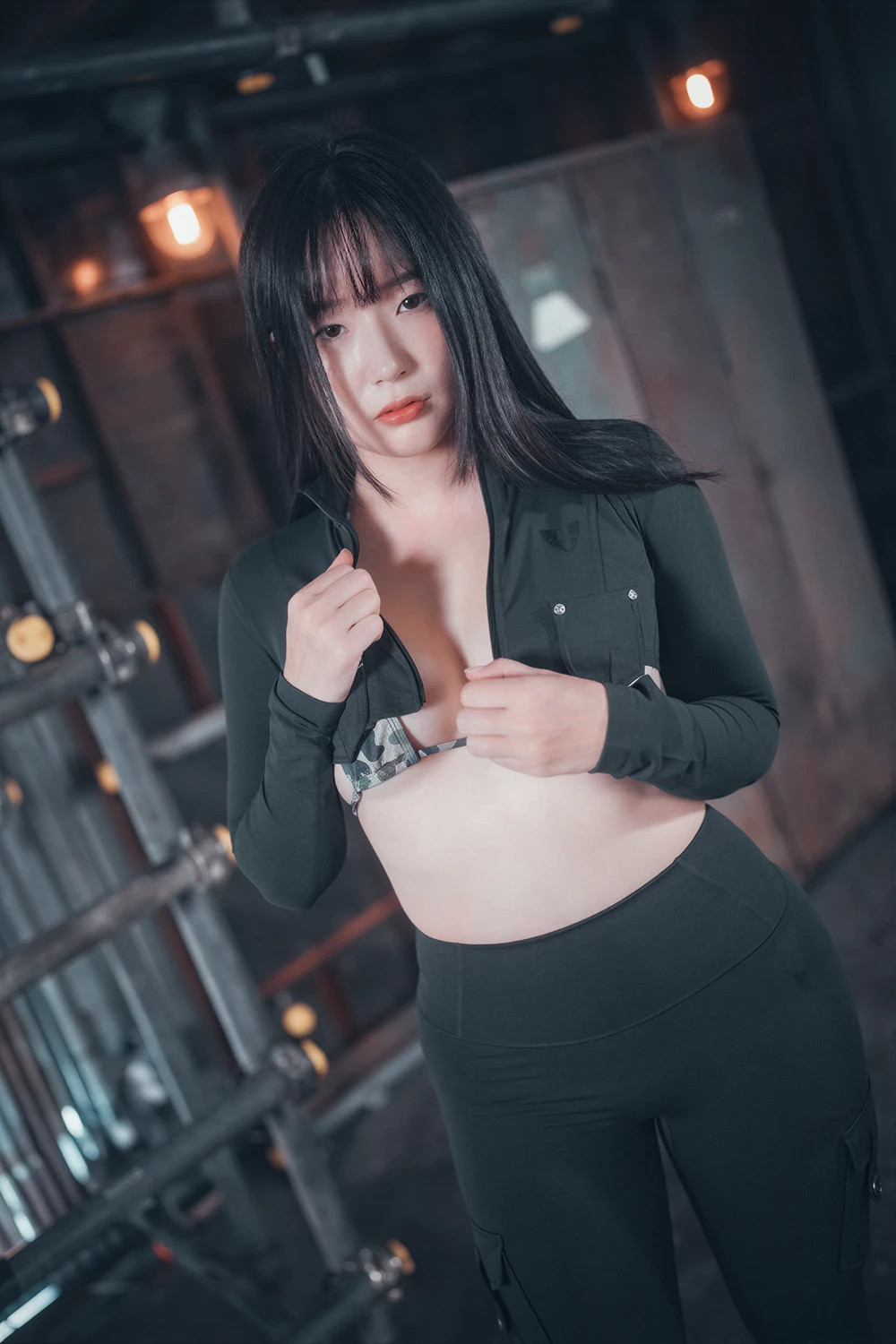PIA 피아 – DJAWA 「Loose and Tight Combat Green & Camo」 - P13
