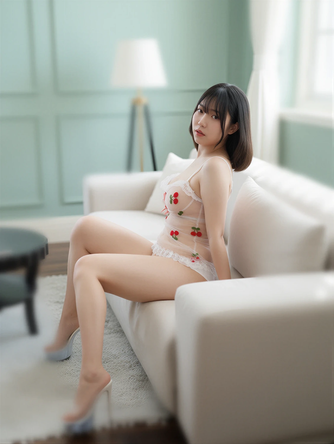 Song Hana 송하나 – Bimilstory 「Vol.01 Debut Comeback」 - P28