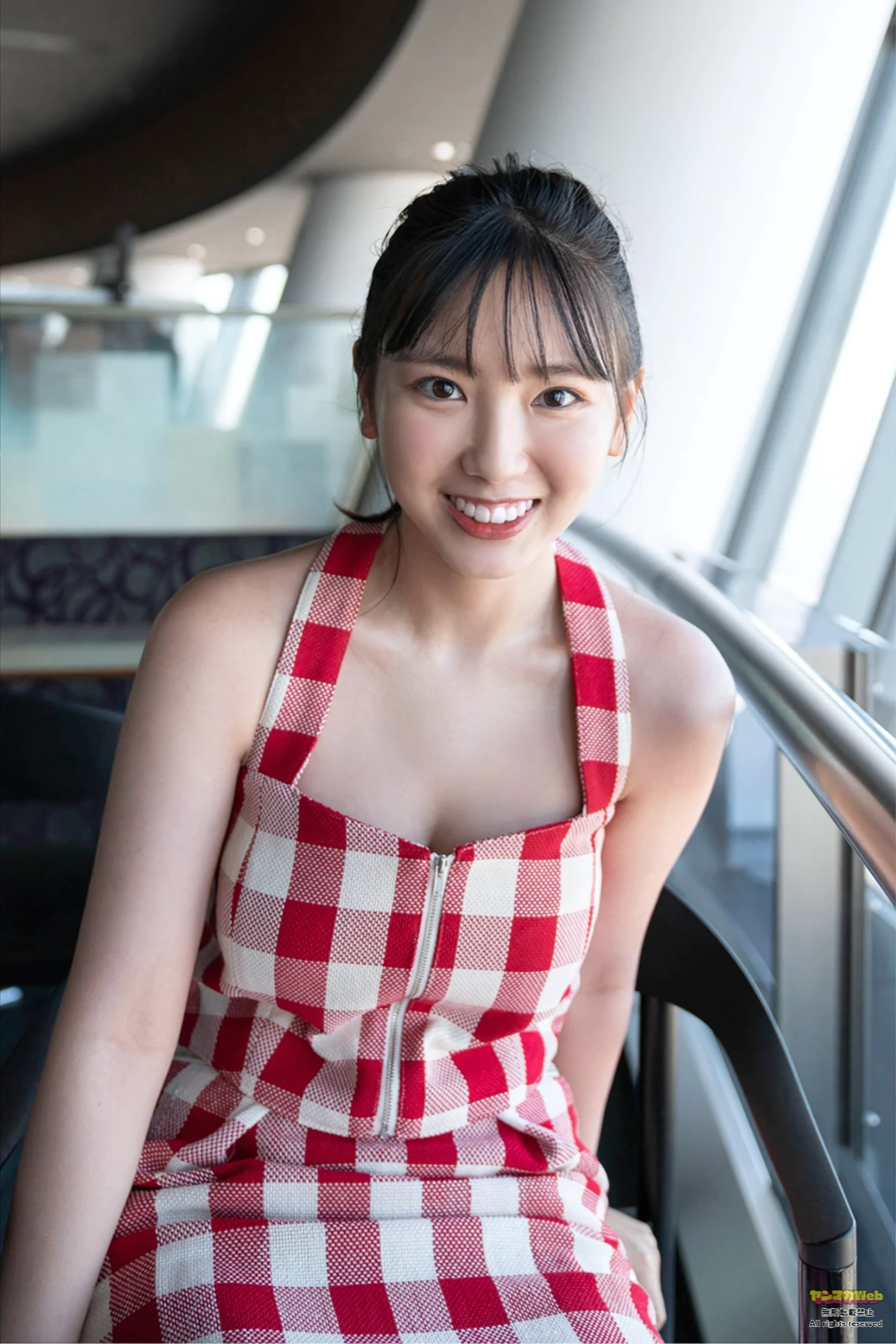 沢口愛華・一ノ瀬ひかり – Gekkan Young Magazine 2026 No.07 (月刊ヤングマガジン 2026年7号) - P28