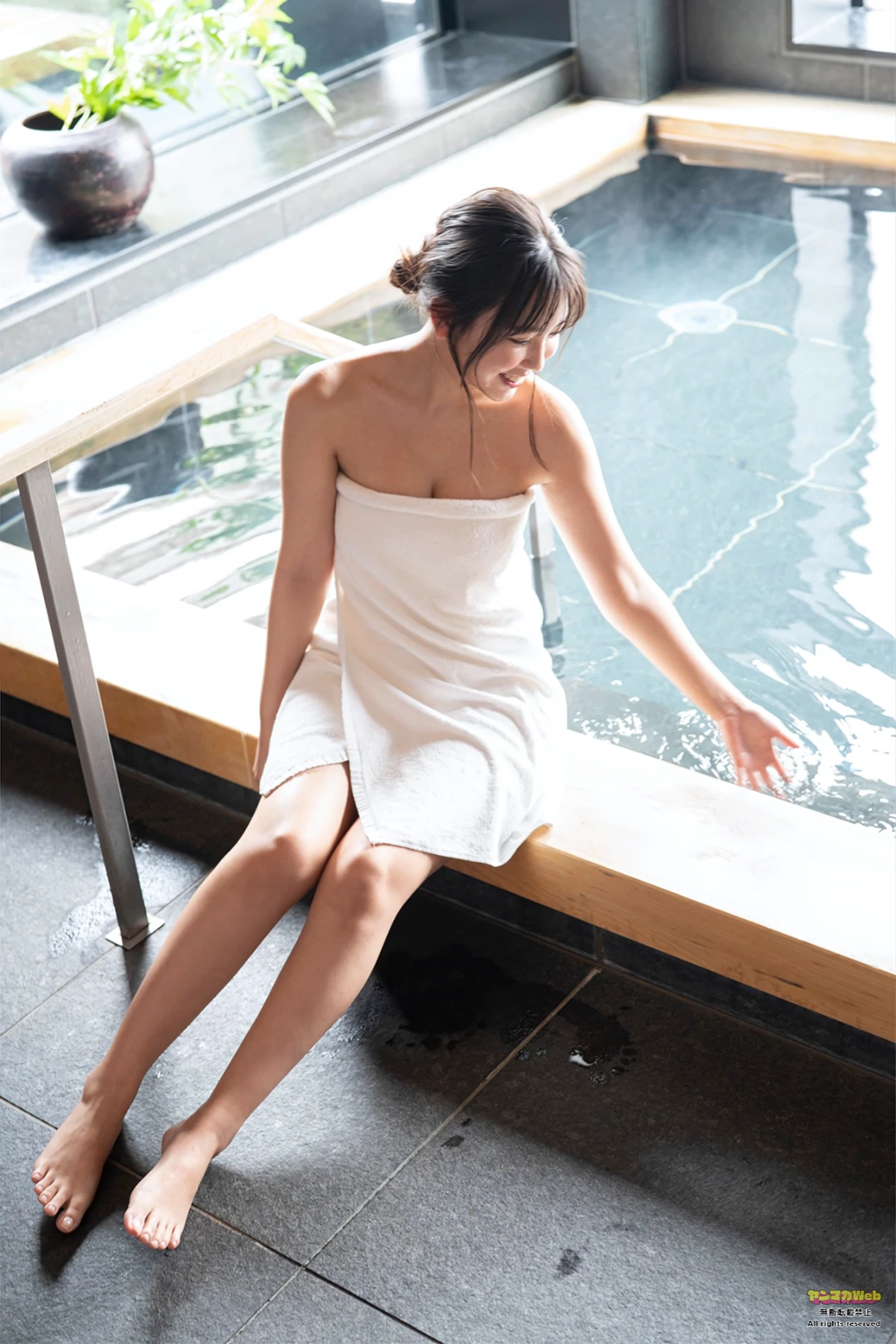 沢口愛華・一ノ瀬ひかり – Gekkan Young Magazine 2026 No.07 (月刊ヤングマガジン 2026年7号) - P57