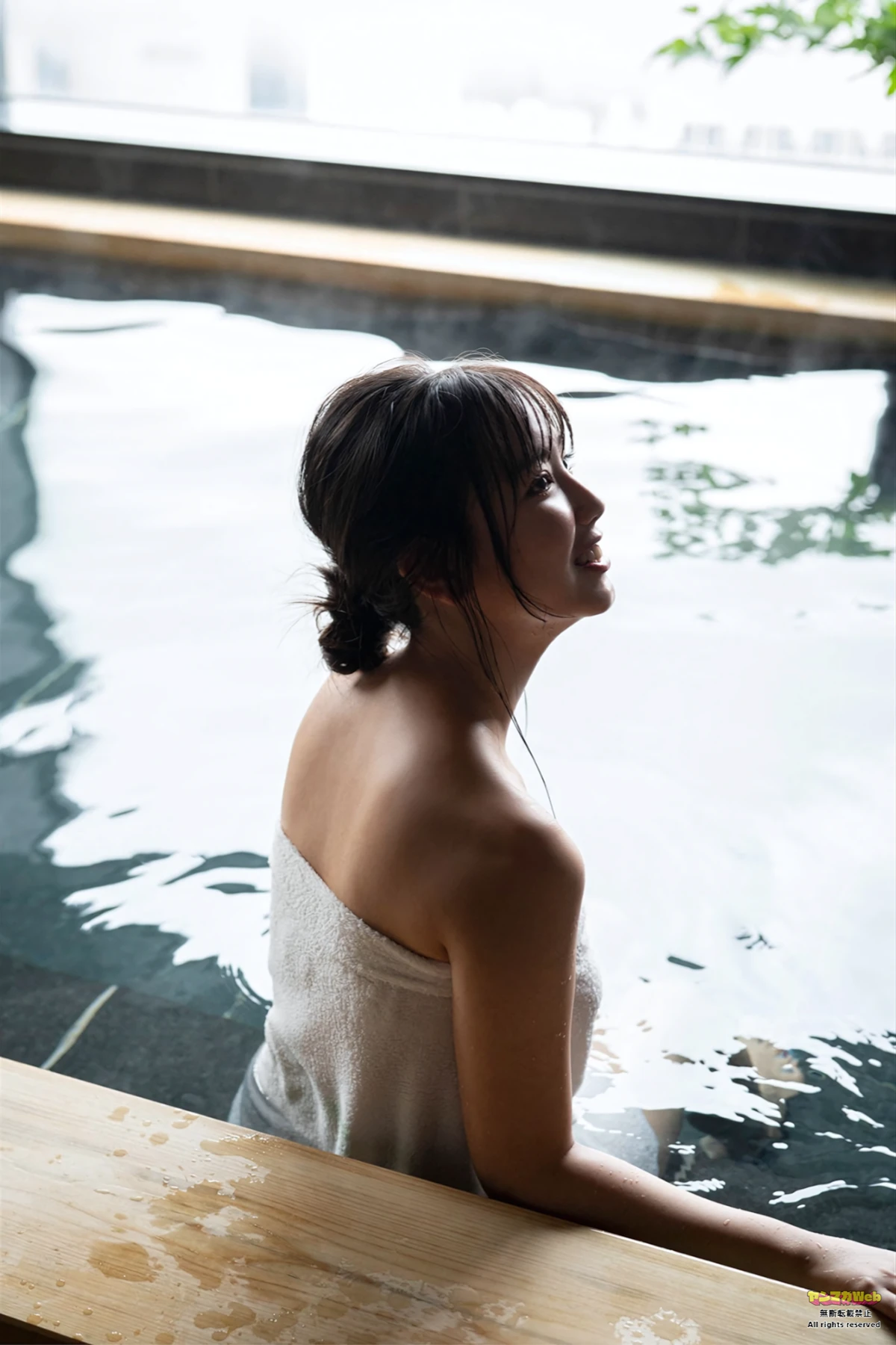 沢口愛華・一ノ瀬ひかり – Gekkan Young Magazine 2026 No.07 (月刊ヤングマガジン 2026年7号) - P59