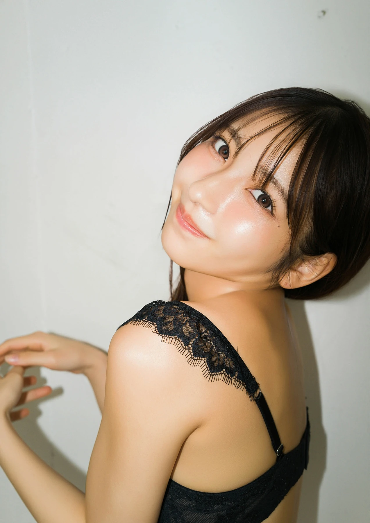 Toumi 十味 – DOLCEデジタル写真集 「うしろからギュッとして。」 - P74