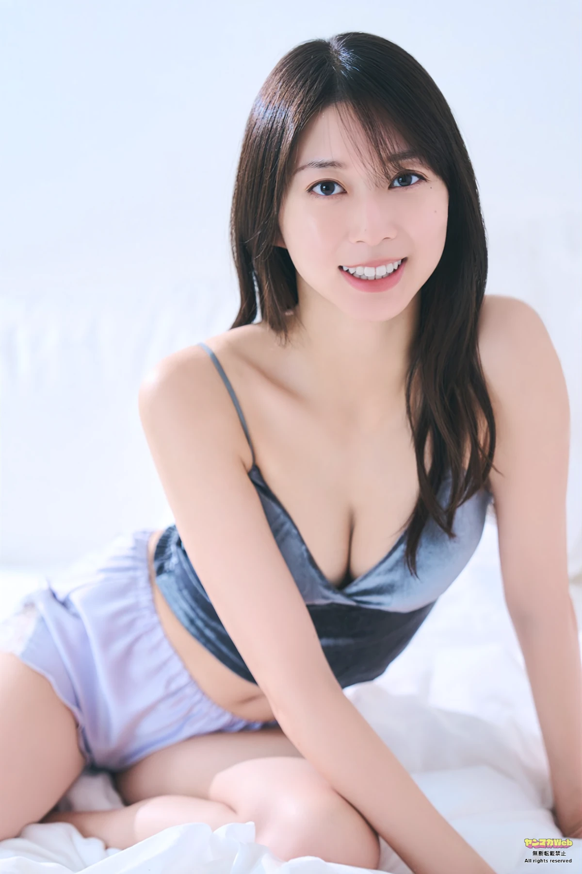 牧野真莉愛・鎌田彩樺・出口元絵 – Young Magazine 2026 No.30 (ヤングマガジン 2026年30号) - P54