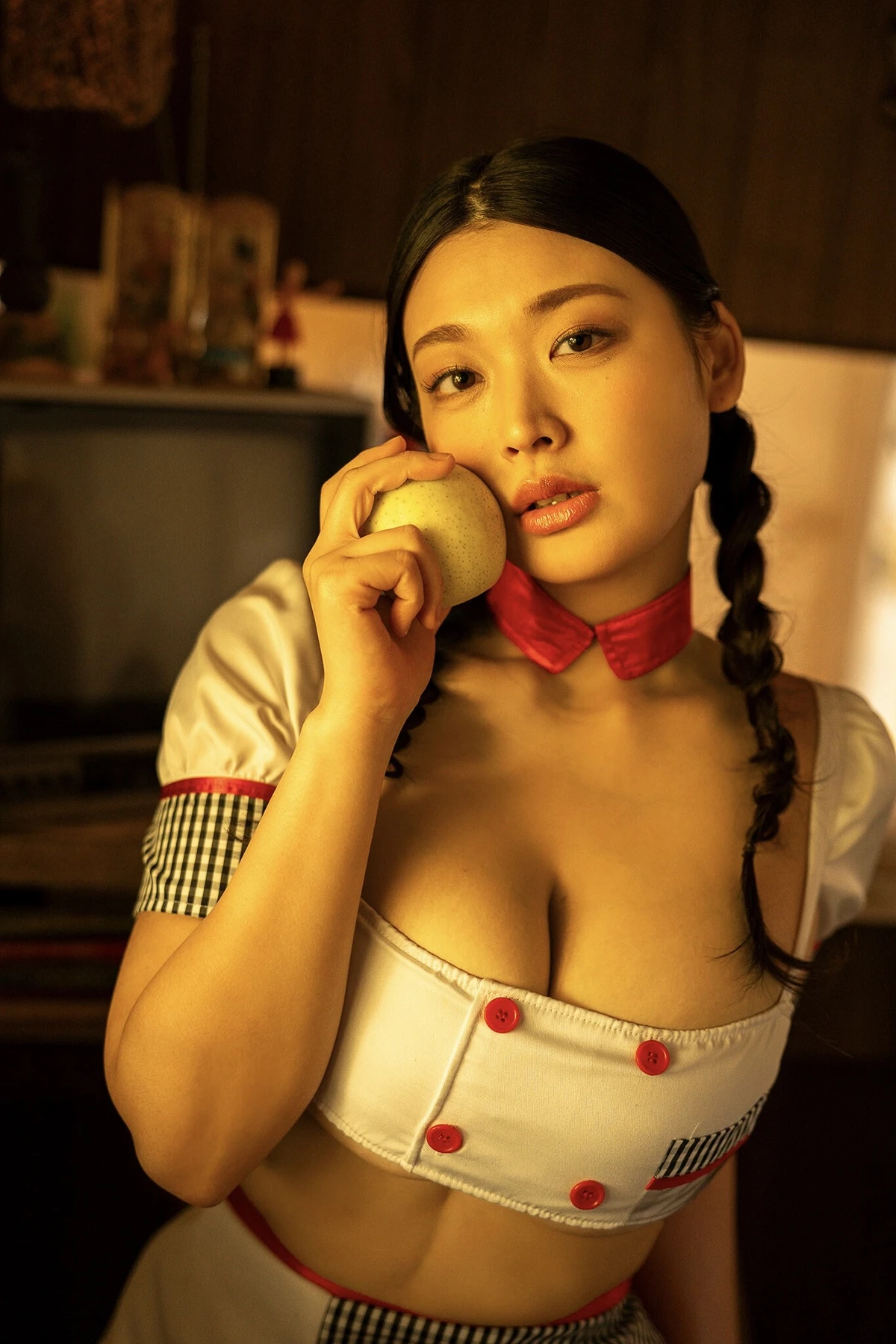 Kei Fubuki 風吹ケイ – 写真集 「StrawberrySoda」 - P53