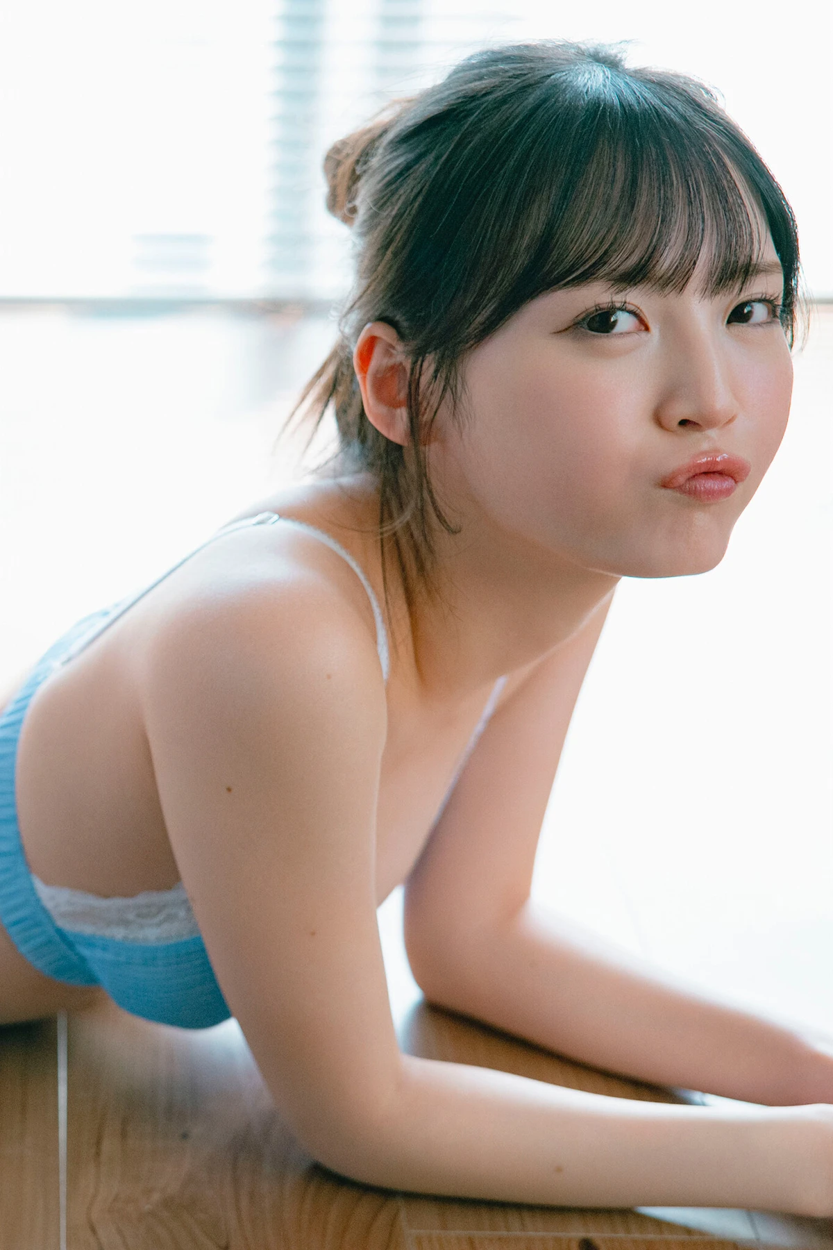 Yura Yura 由良ゆら – FRIDAYデジタル写真集 「Sweet Swaying」 - P120