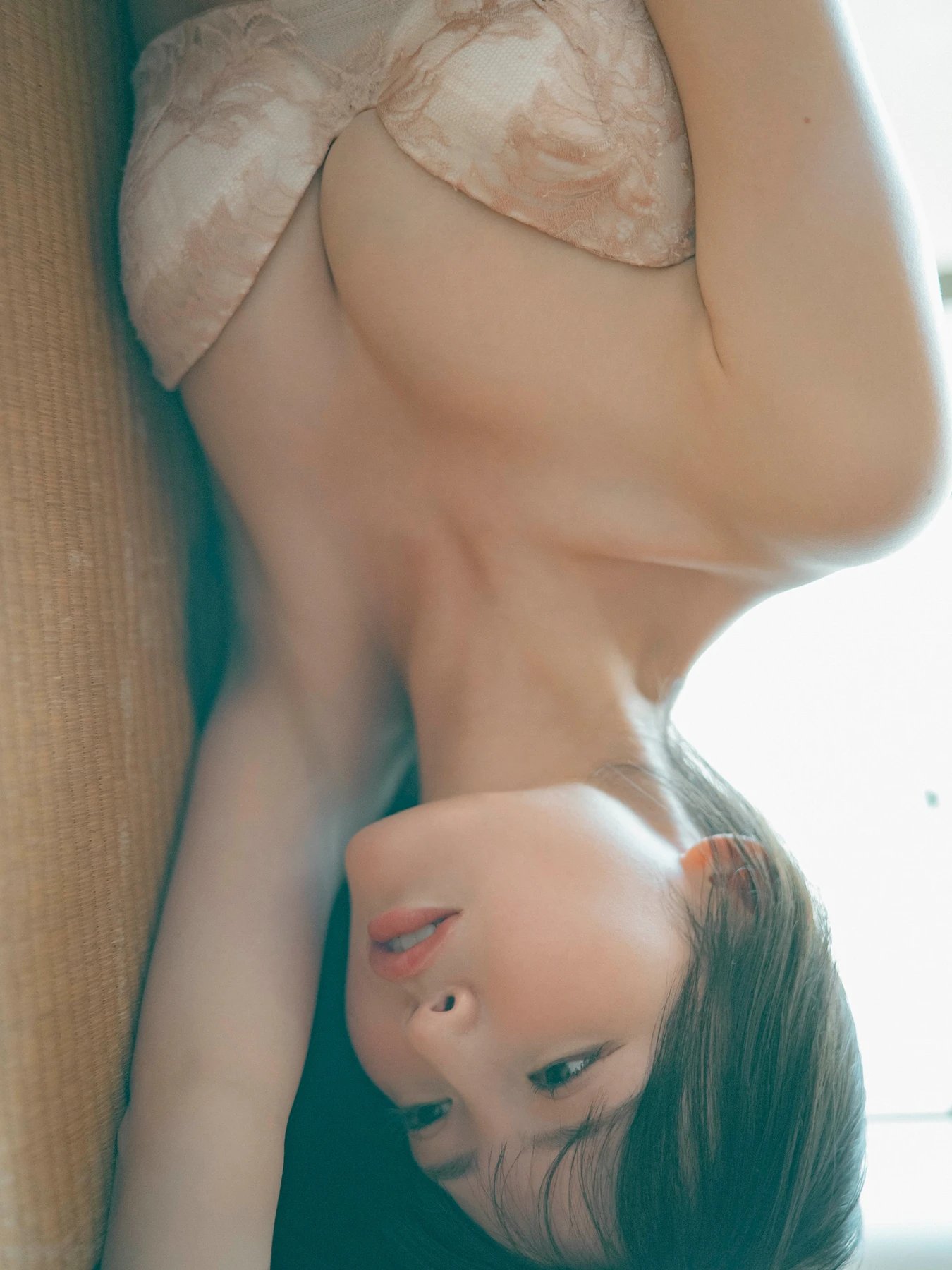 Yura Yura 由良ゆら – FRIDAYデジタル写真集 「Sweet Swaying」 - P132