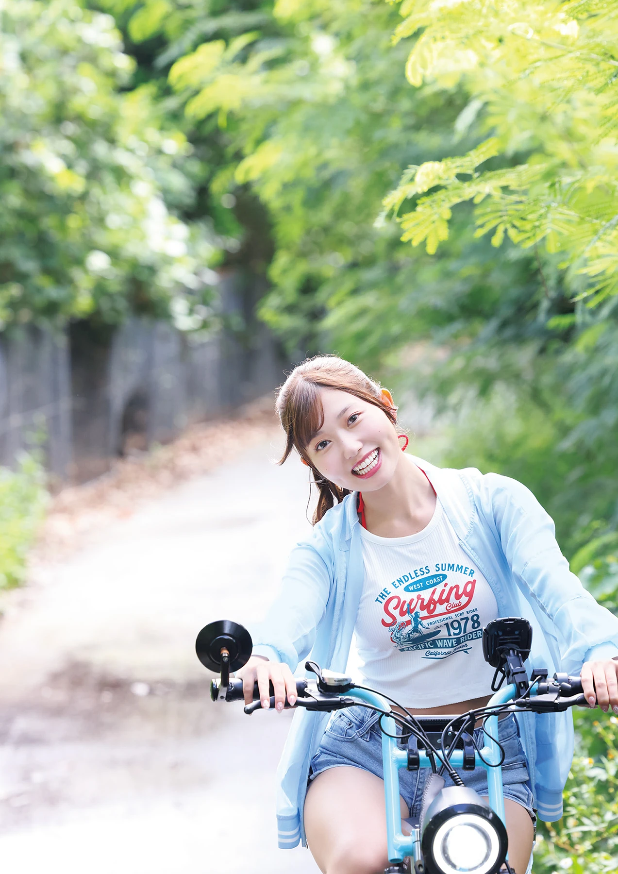 Miyu Aizawa 逢沢みゆ – 写真集 「Me=You」 - P3