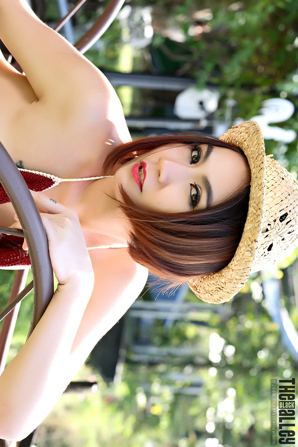 Ellie – The Black Alley Photobook Set.16 - P37