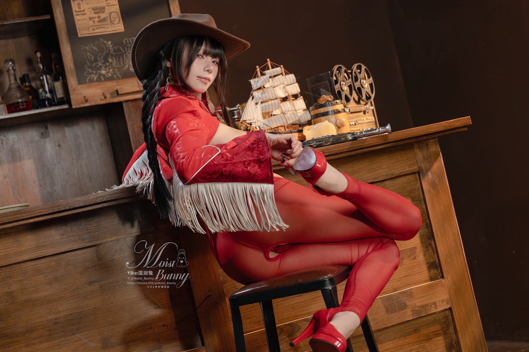 Coser@黏黏团子兔 – 06月作品『西部逆兔女郎』Thirsty - P22