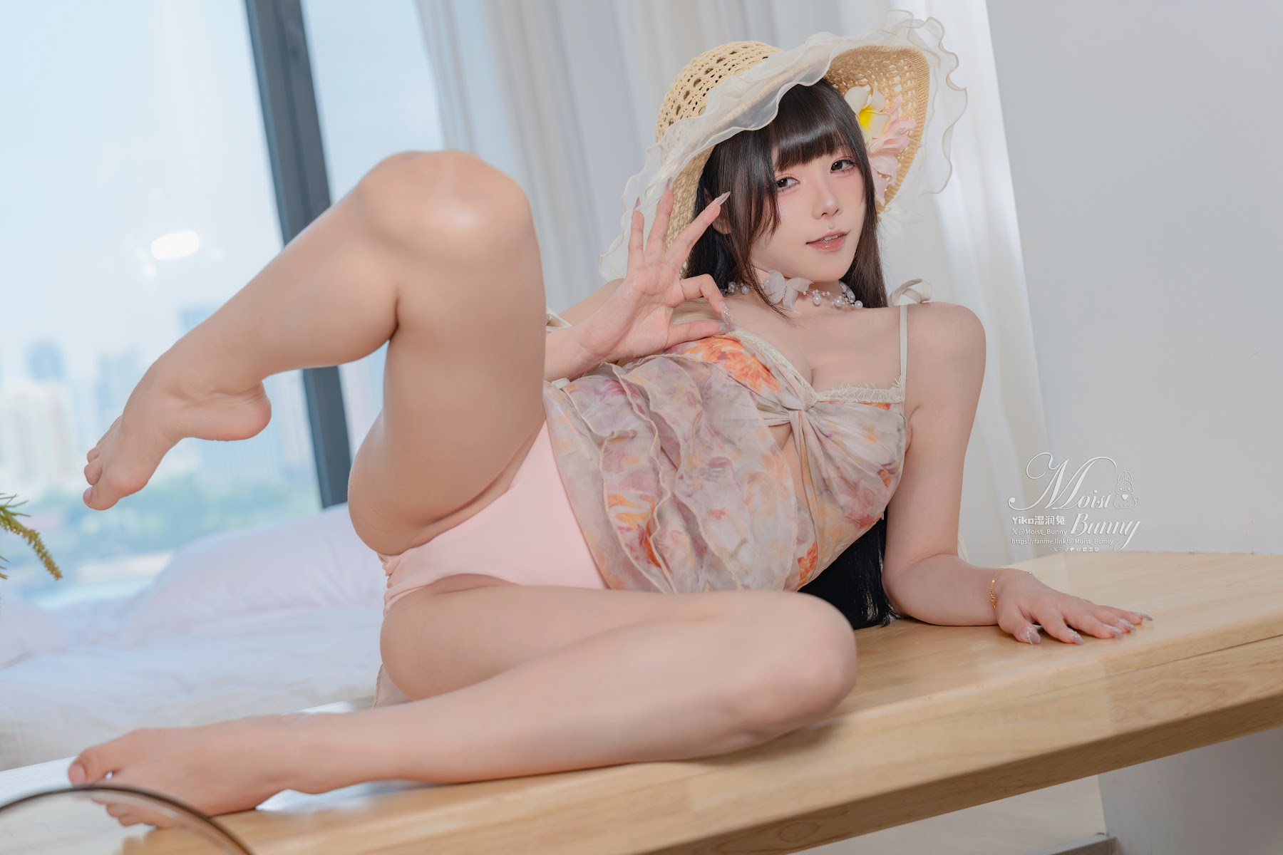 Coser@黏黏团子兔 – 07月作品『粉红假日』 - P26