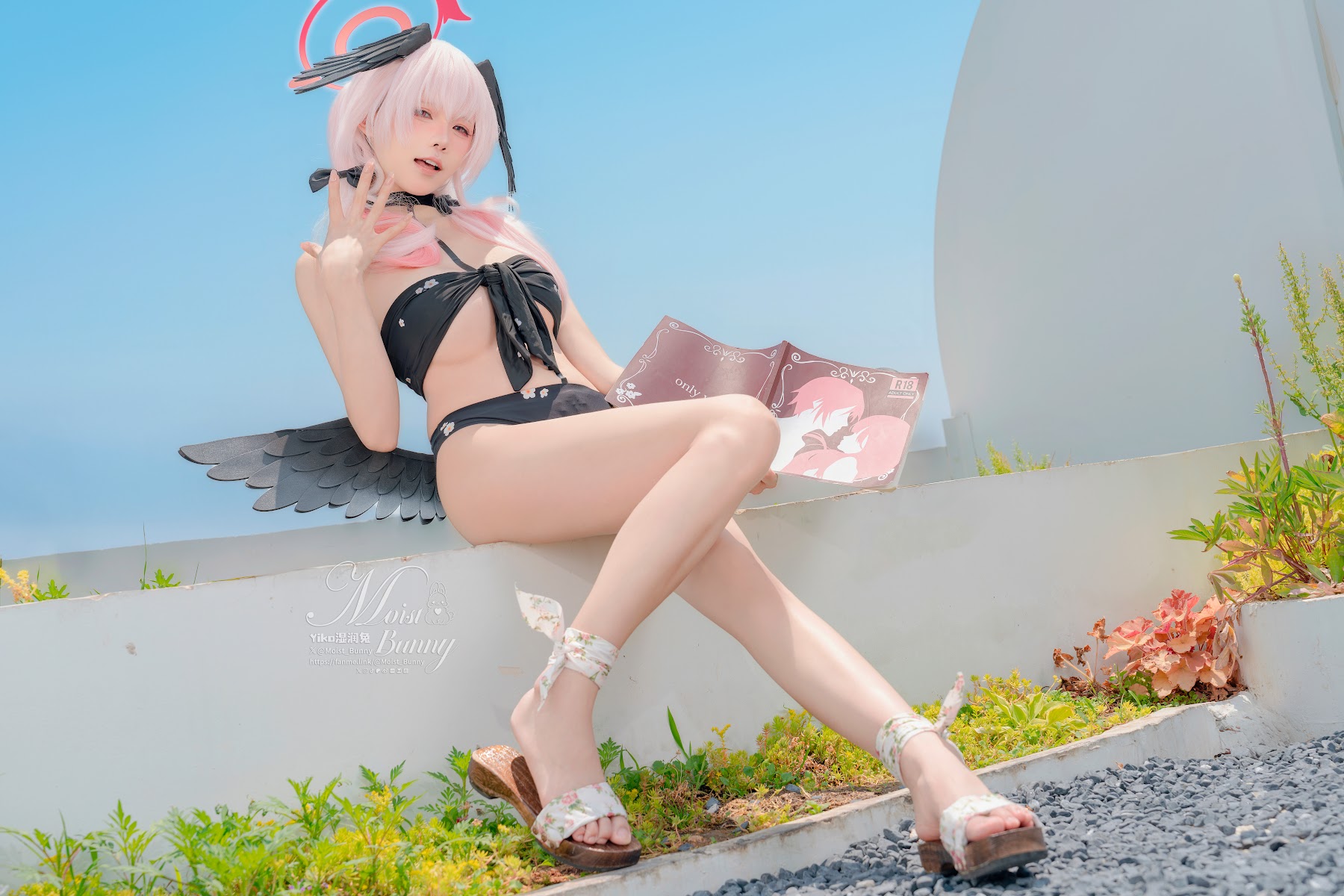 Coser@黏黏团子兔 – 08月作品『下江小春 泳装』Honey - P14
