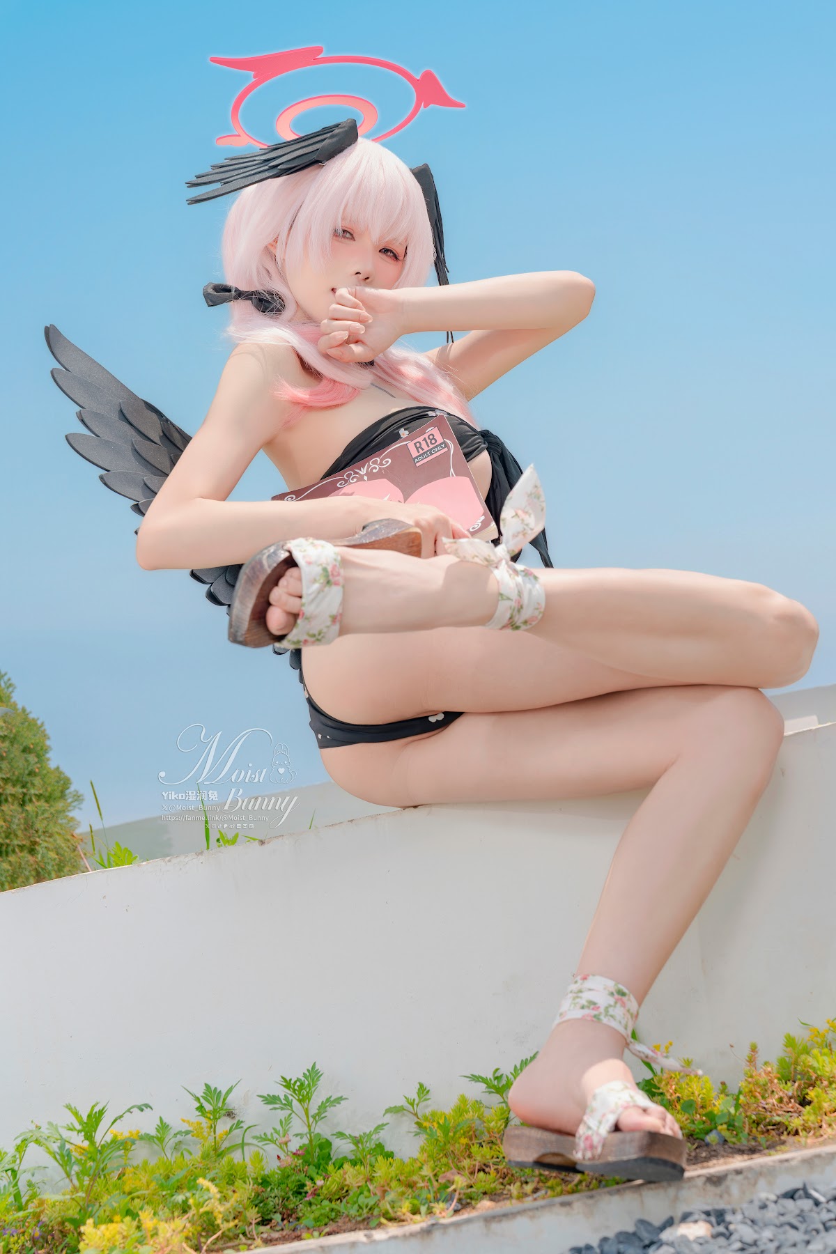 Coser@黏黏团子兔 – 08月作品『下江小春 泳装』Honey - P15