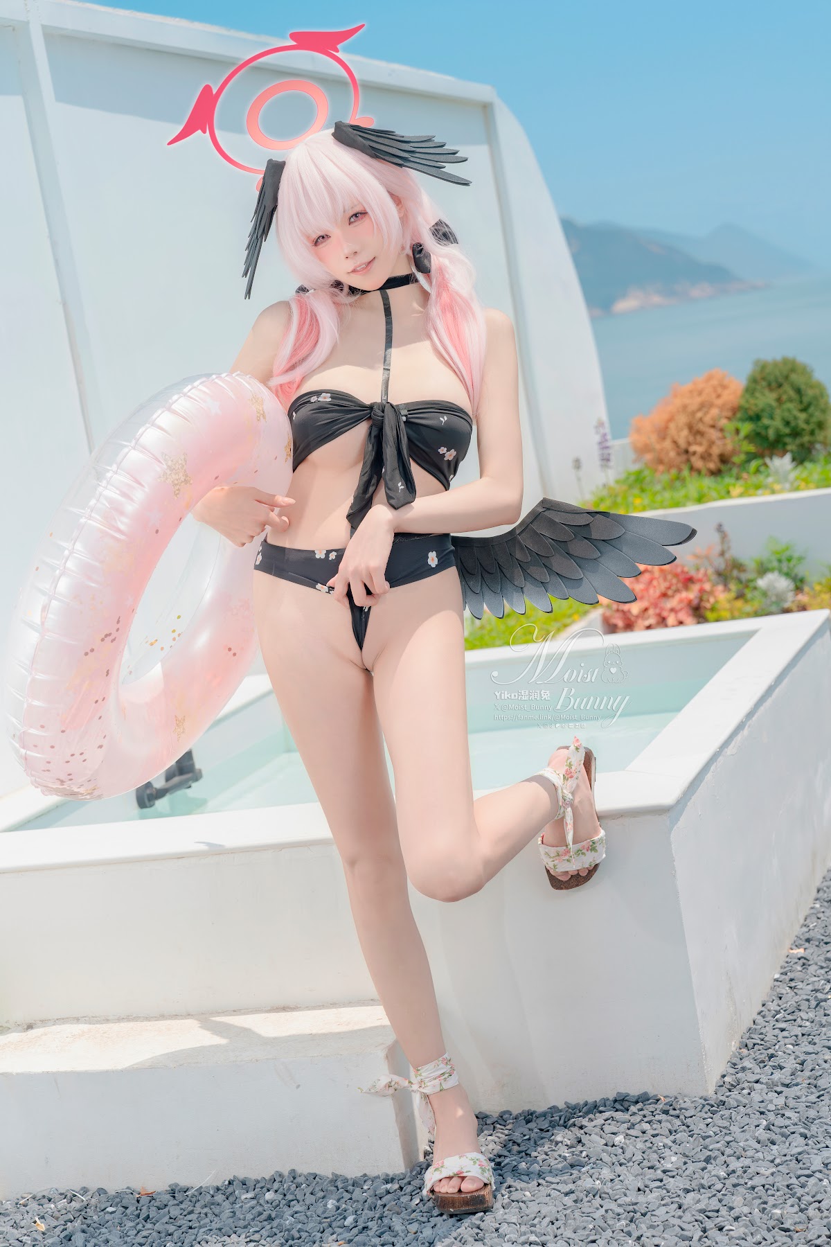Coser@黏黏团子兔 – 08月作品『下江小春 泳装』Honey - P28