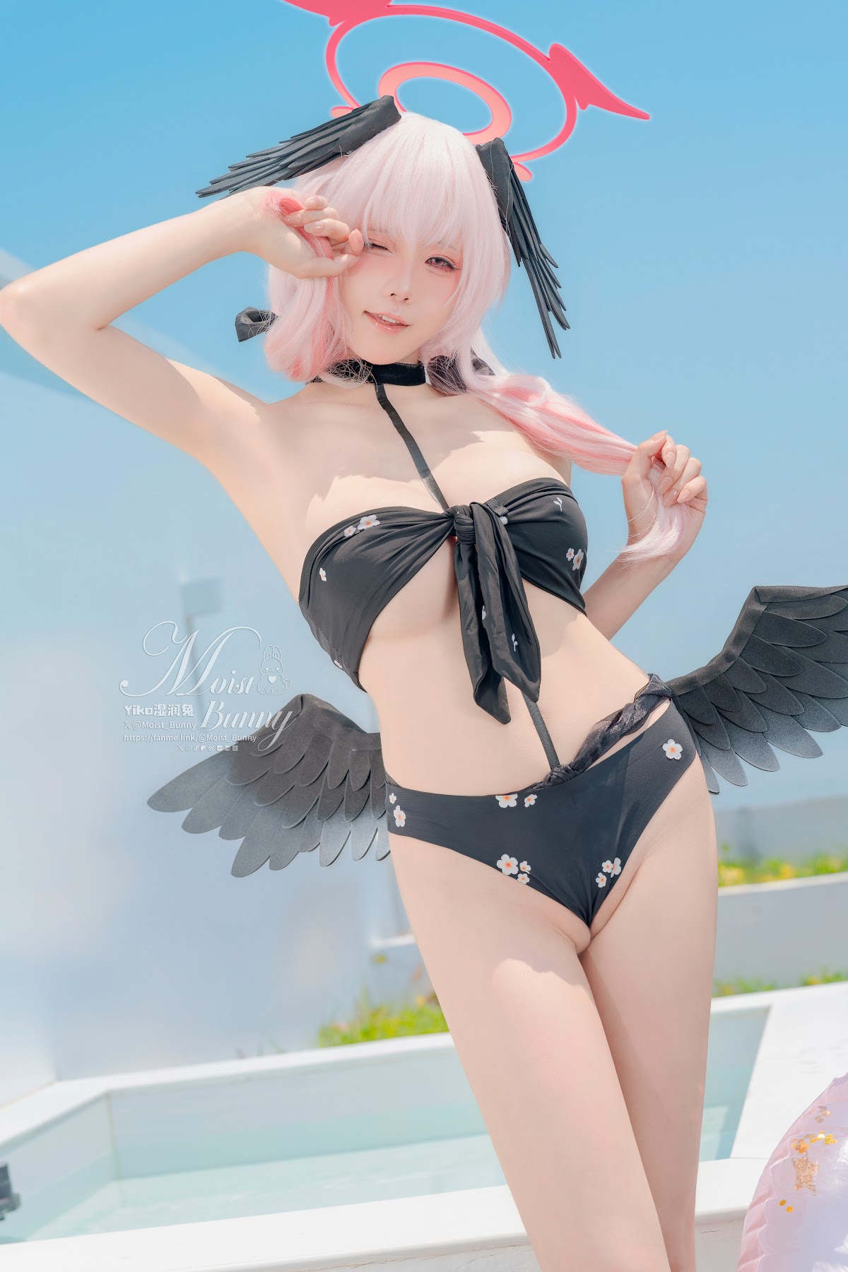 Coser@黏黏团子兔 – 08月作品『下江小春 泳装』Honey - P30