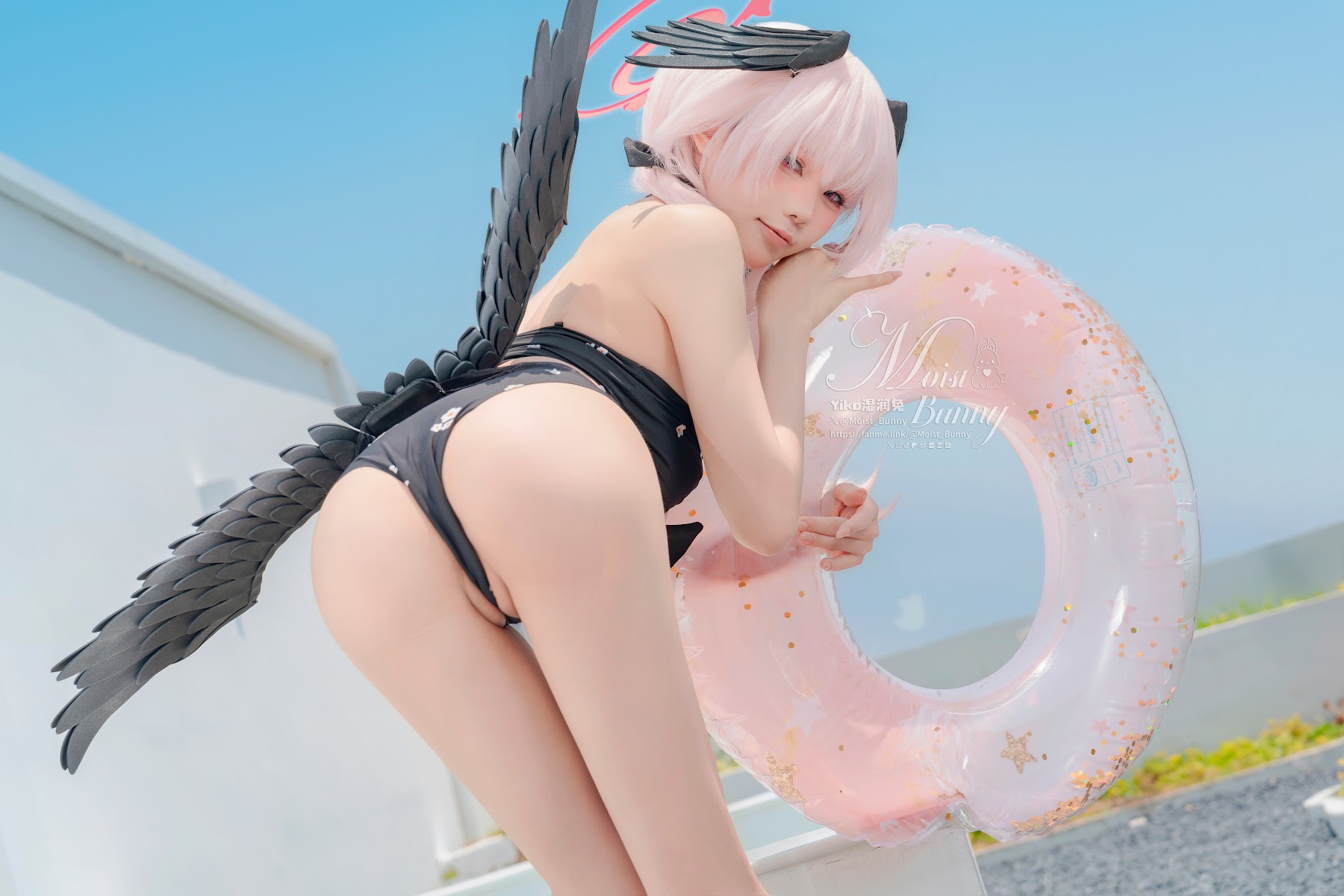 Coser@黏黏团子兔 – 08月作品『下江小春 泳装』Honey - P31