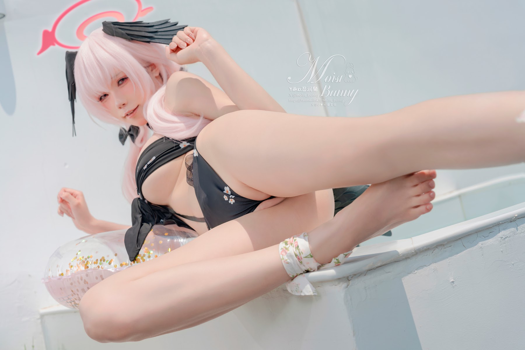 Coser@黏黏团子兔 – 08月作品『下江小春 泳装』Honey - P35