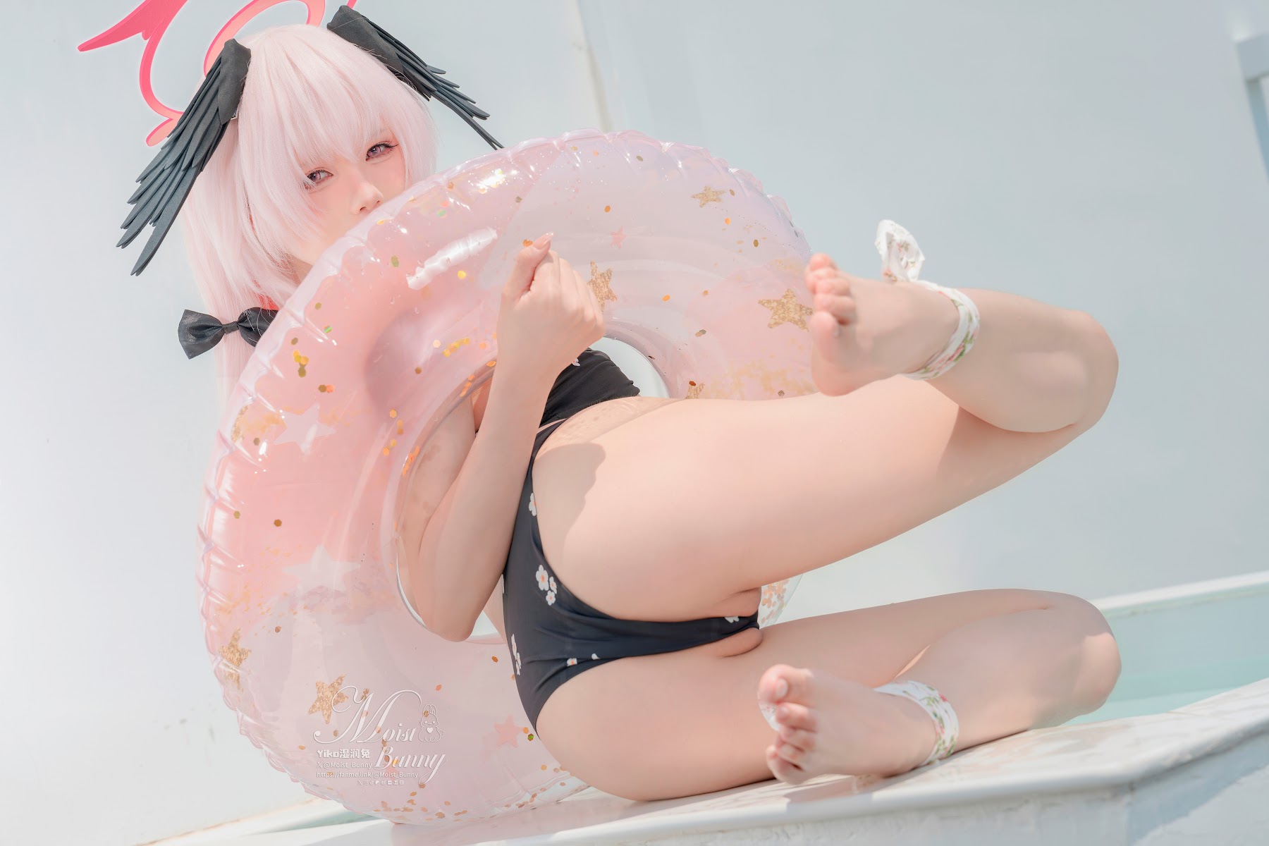 Coser@黏黏团子兔 – 08月作品『下江小春 泳装』Honey - P39