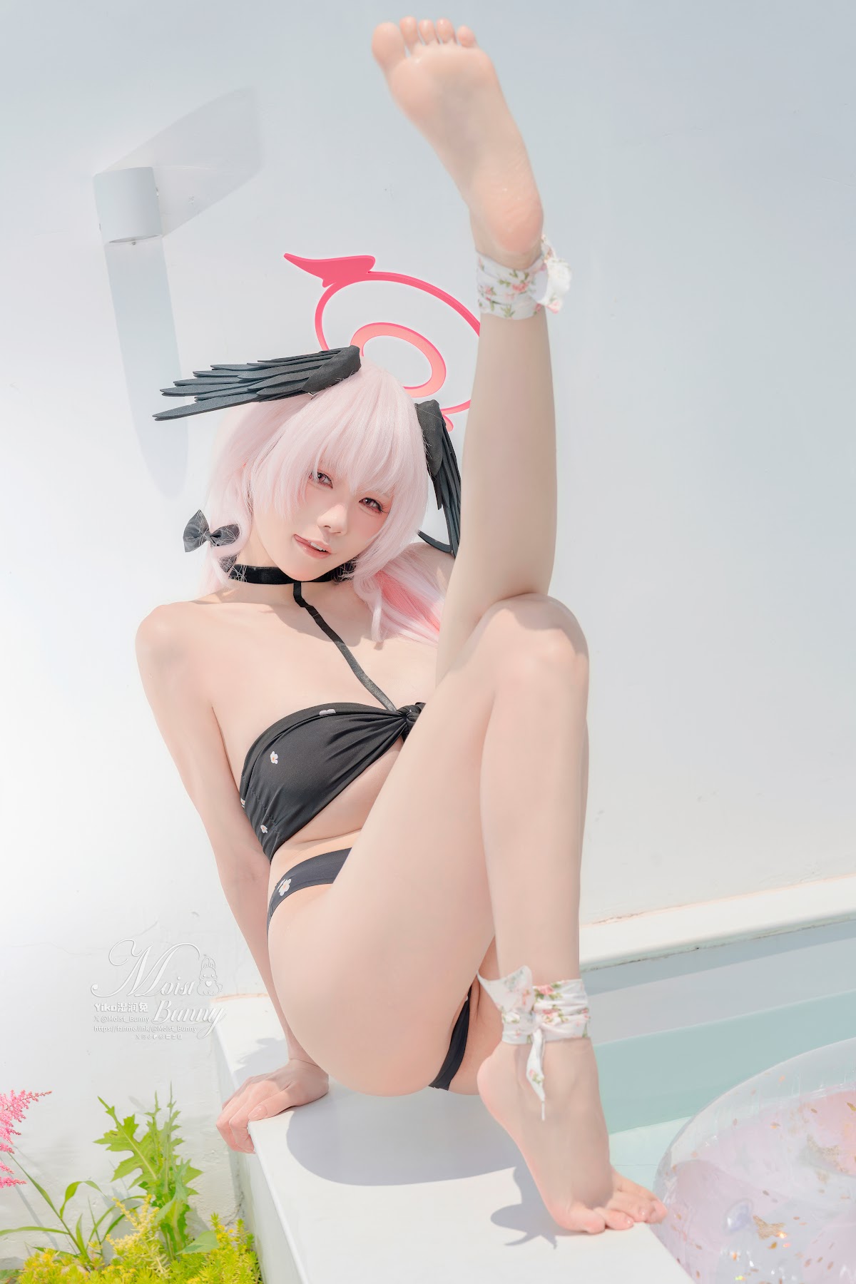 Coser@黏黏团子兔 – 08月作品『下江小春 泳装』Honey - P41