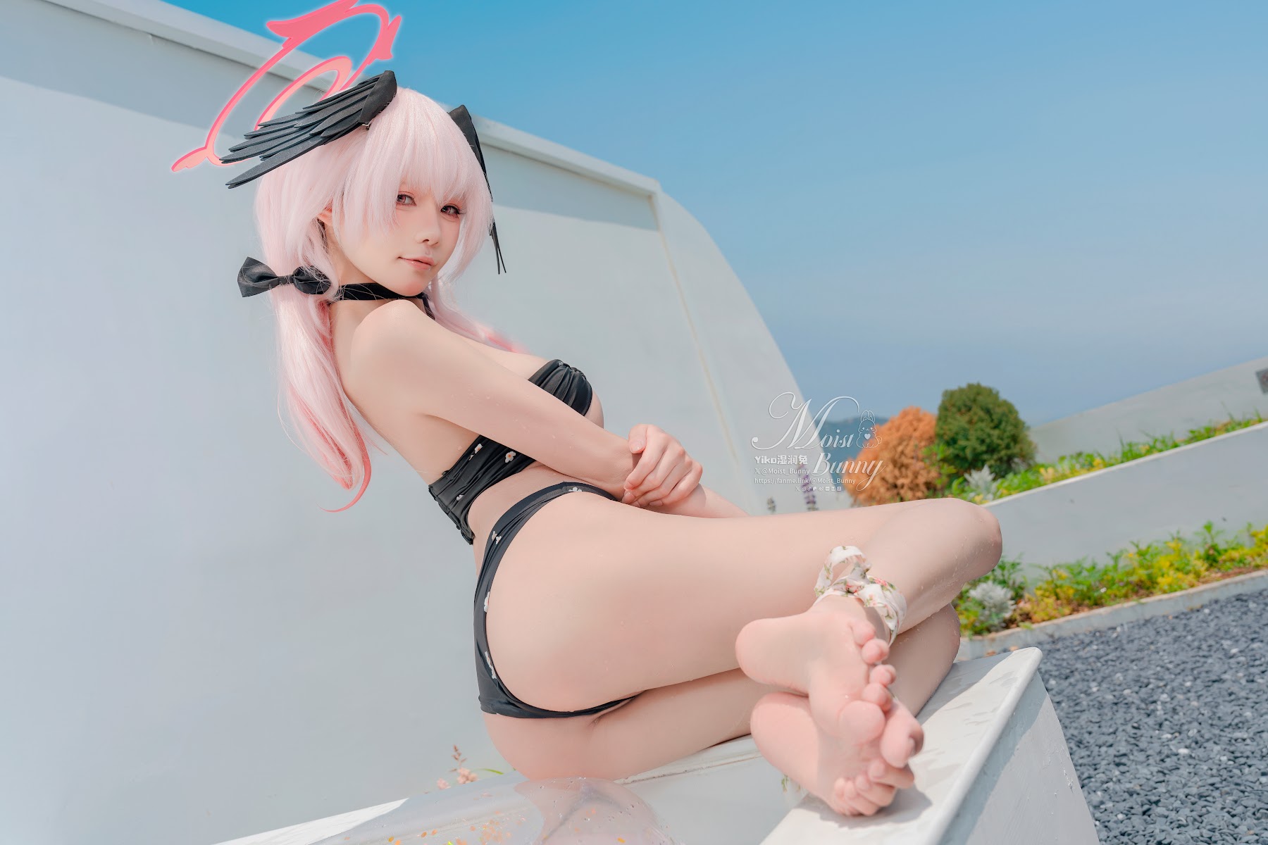 Coser@黏黏团子兔 – 08月作品『下江小春 泳装』Honey - P64