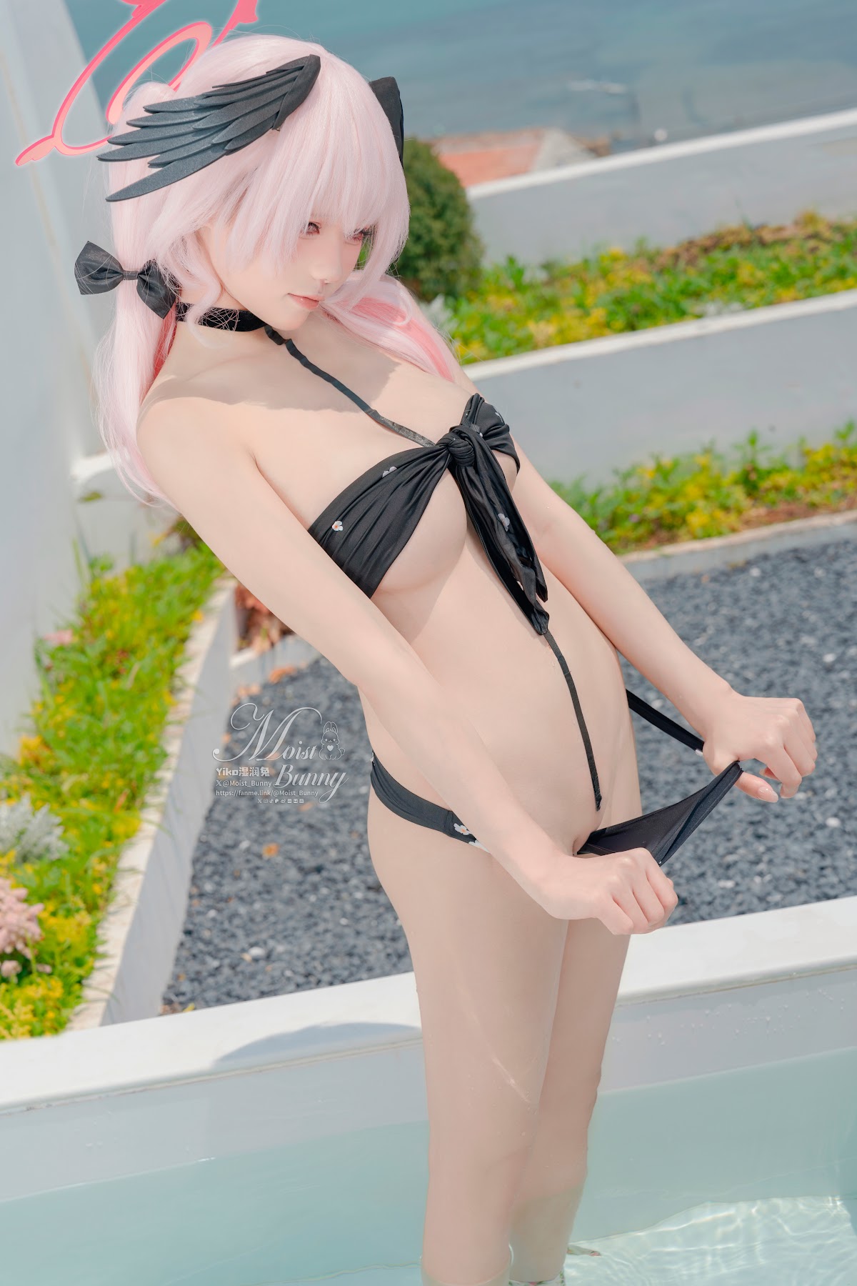 Coser@黏黏团子兔 – 08月作品『下江小春 泳装』Honey - P70