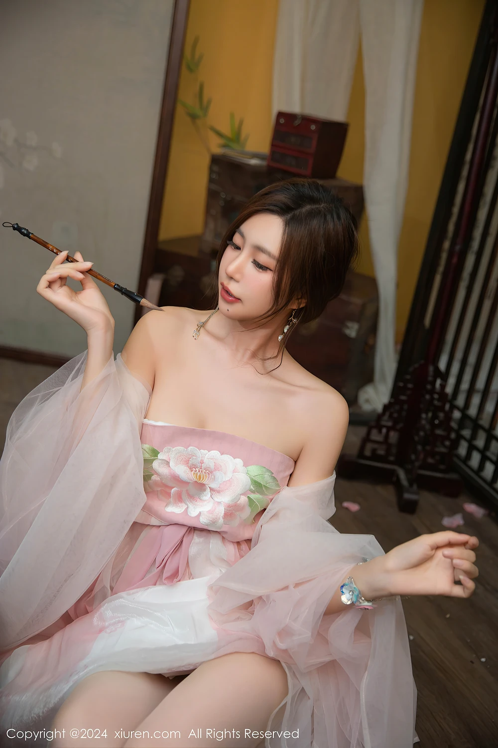 XiuRen秀人网 No.9475 绮里嘉ula - P7