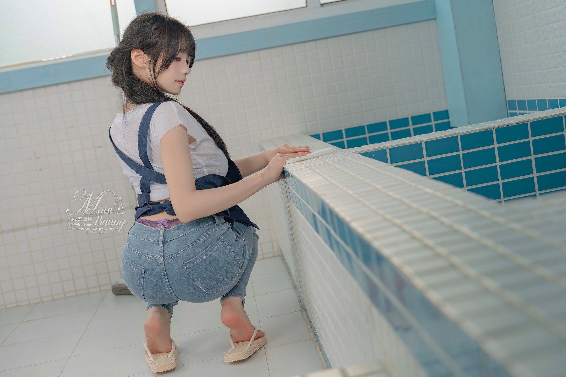 Coser@黏黏团子兔 – 09月作品『钱汤の女将』每夜 - P42