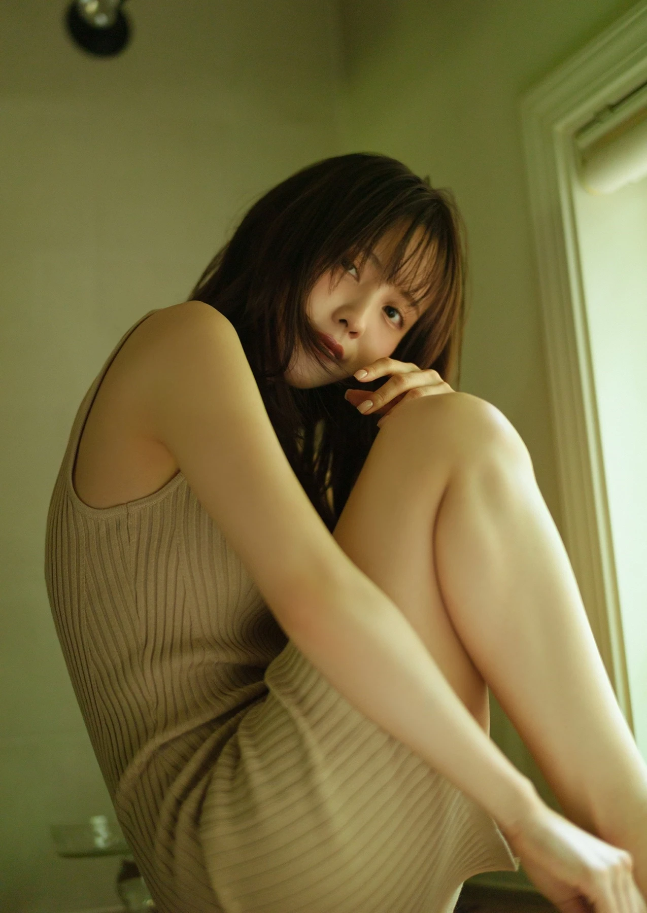 Sachika Nitta 新田さちか – デジタル限定 YJ Photo Book 「もっと近づきたくて」 - P11