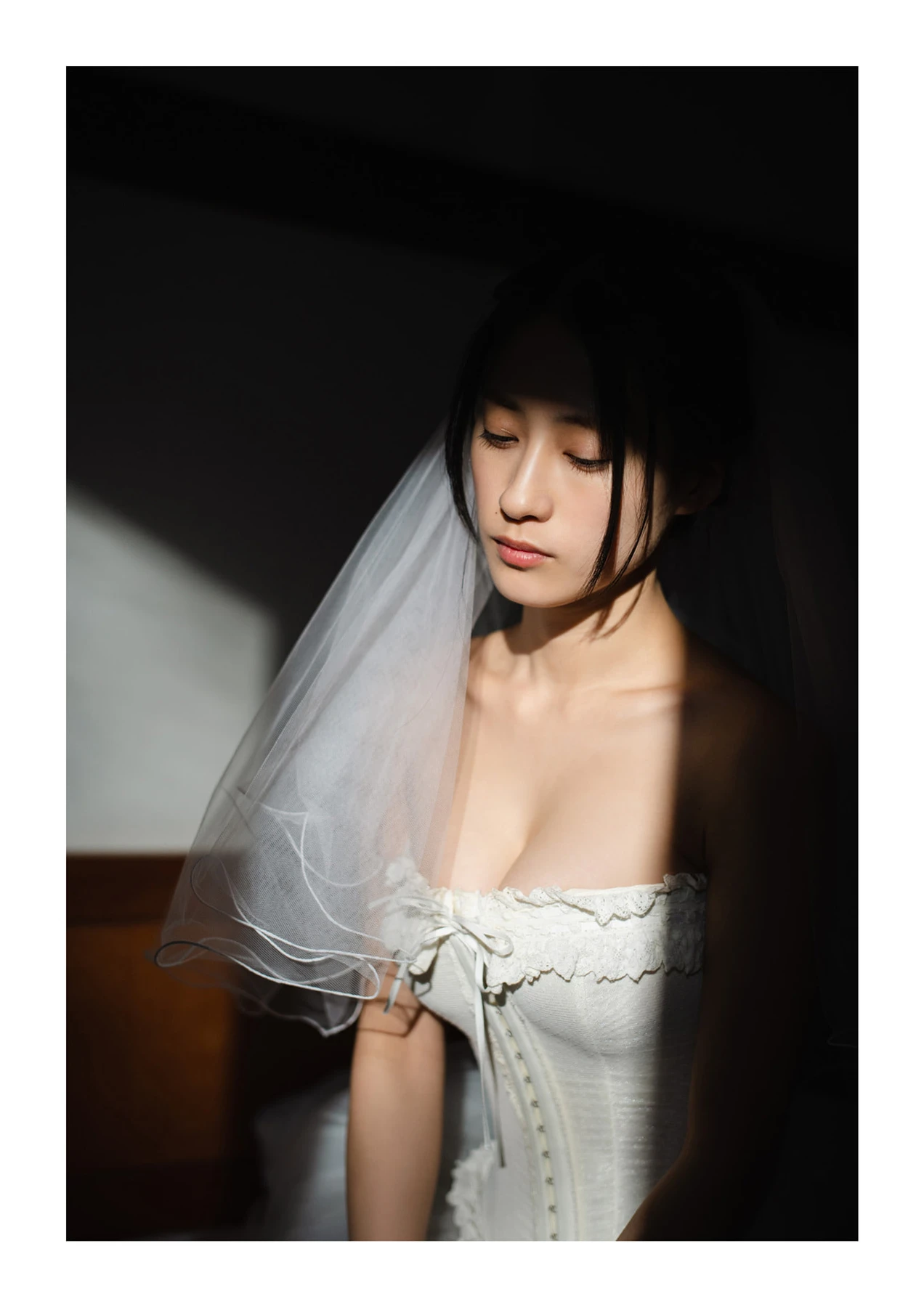 Ayano Sumida 澄田綾乃 – STRiKE! デジタル写真集 「この世界の片隅で。」 - P3