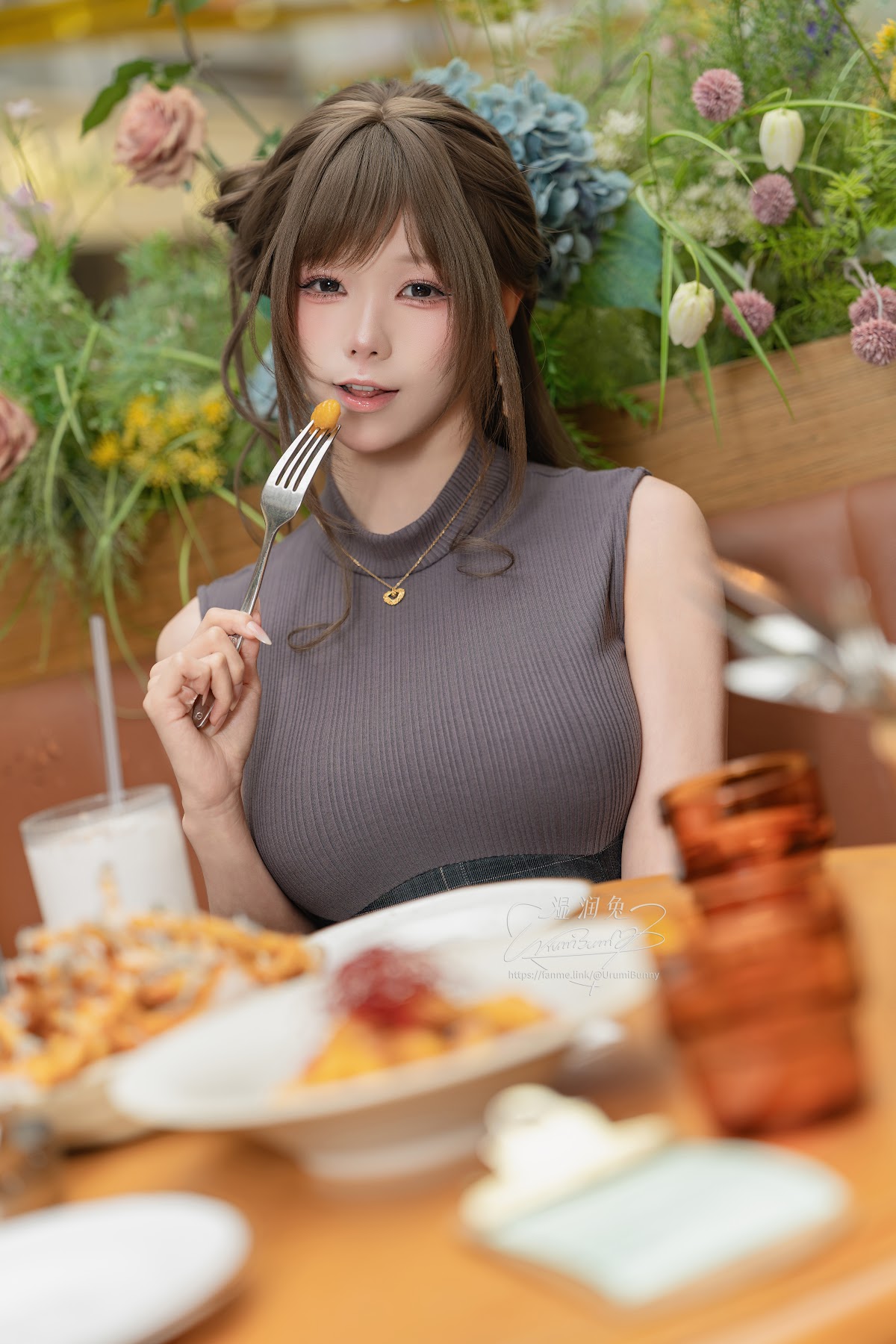 Coser@黏黏团子兔 – 2026年05月作品 网友的一日约会 - P6