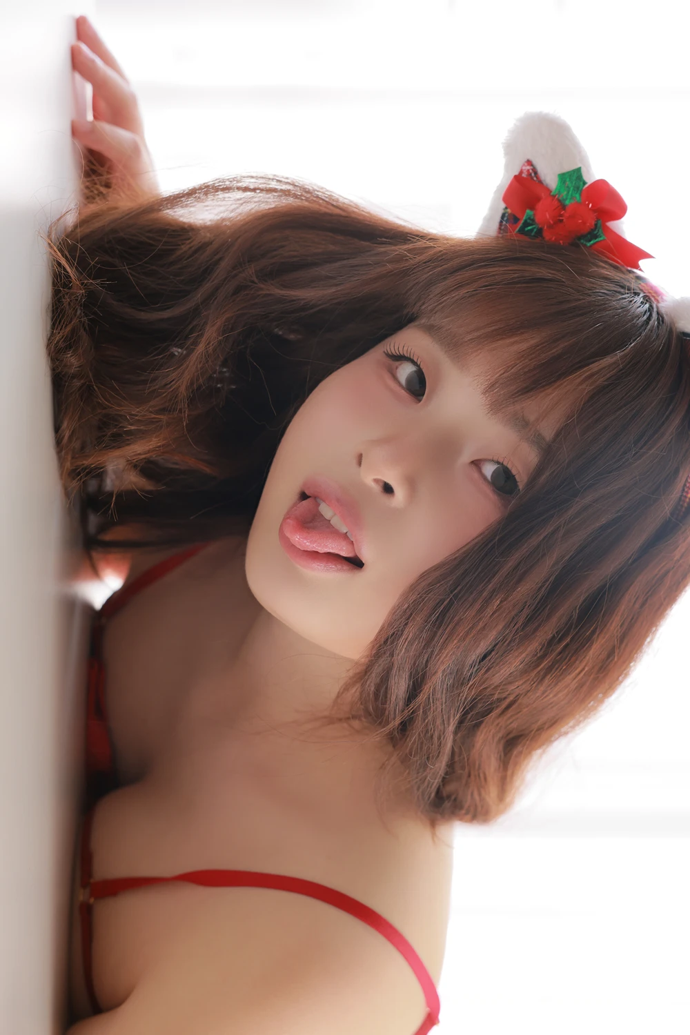 Chaera 채라 – Sweetbox Vol.068 Santa Chaera - P2