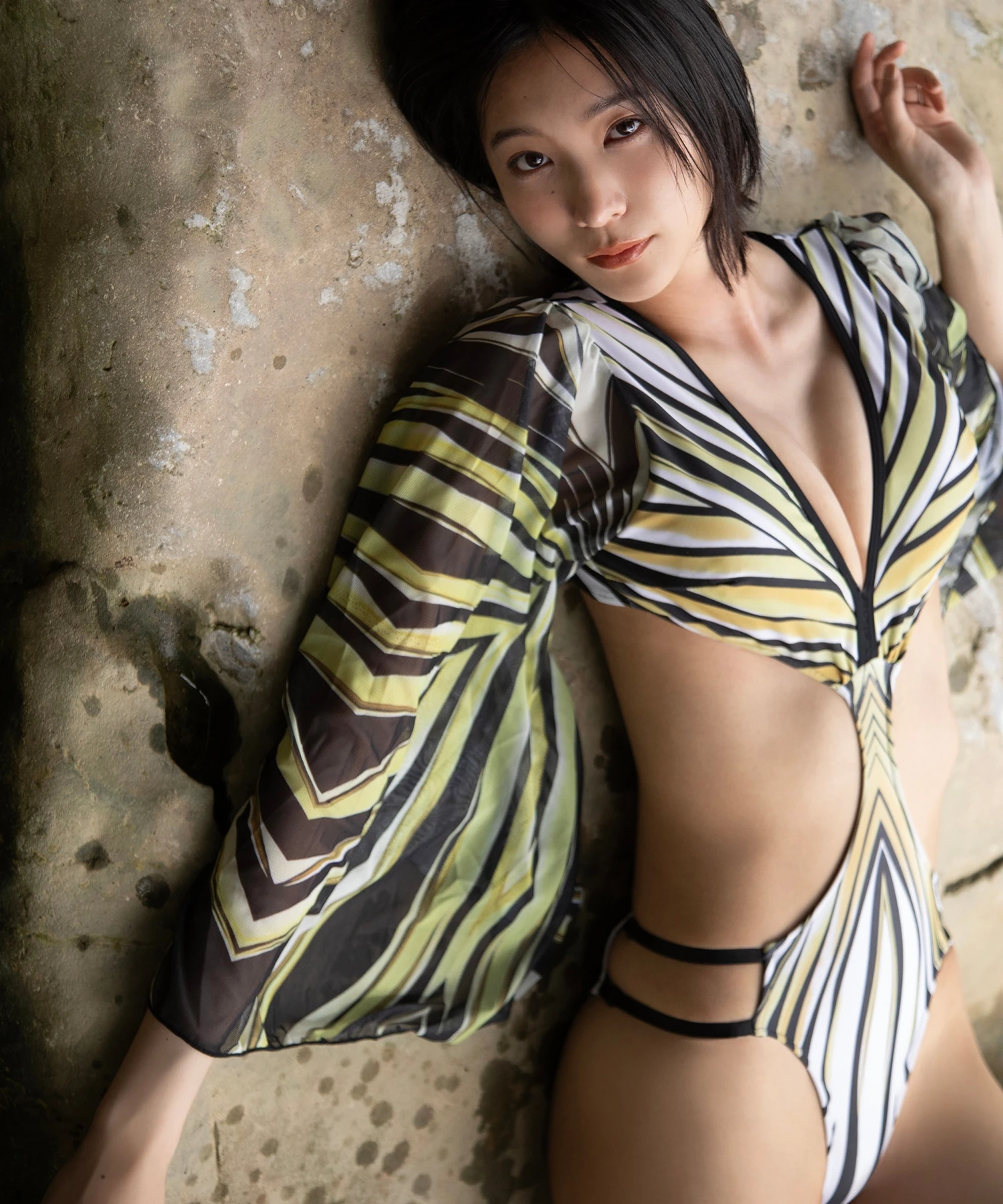 Rina Onuki 小貫莉奈 – 写真集 「この日のために」 - P104