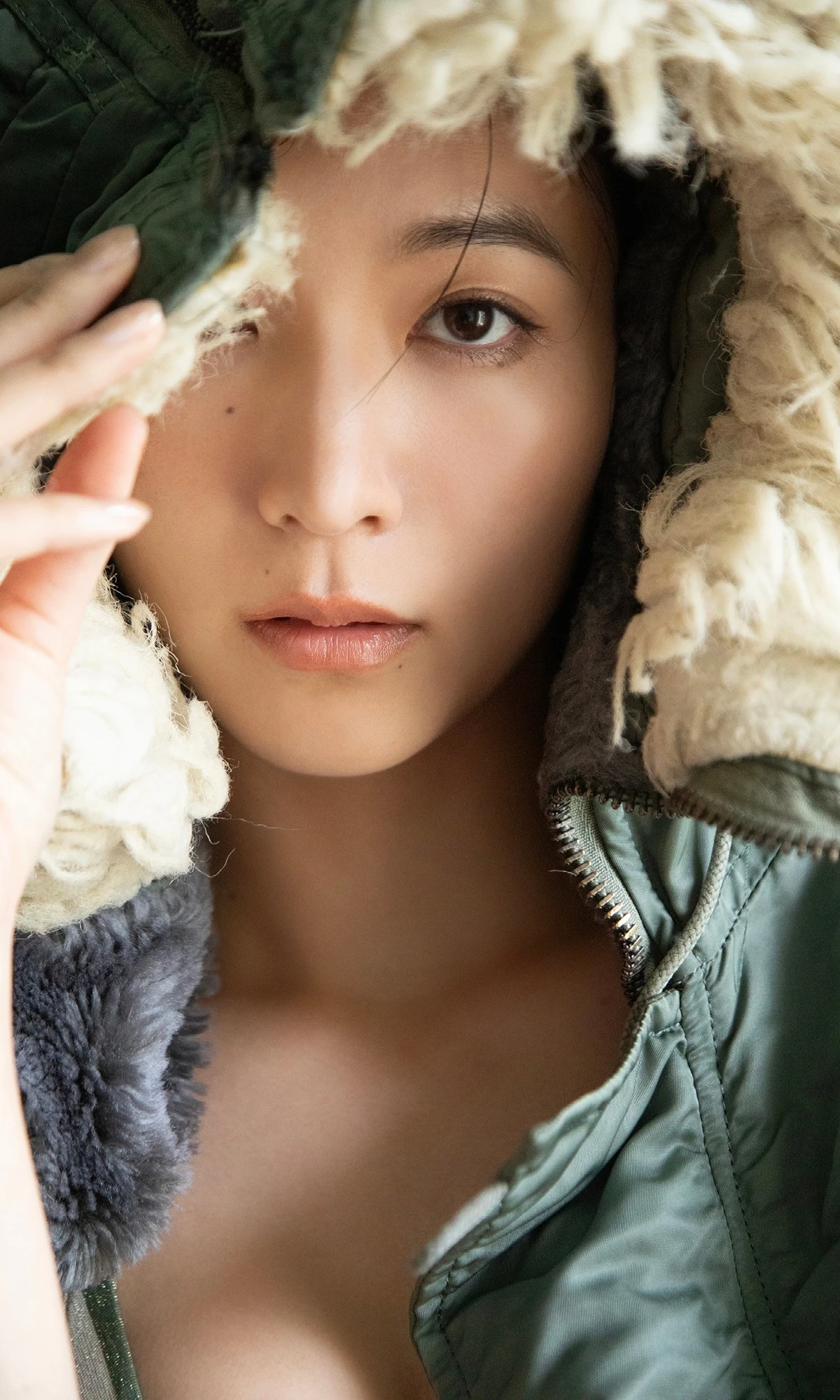 Rina Onuki 小貫莉奈 – 写真集 「この日のために」 - P107