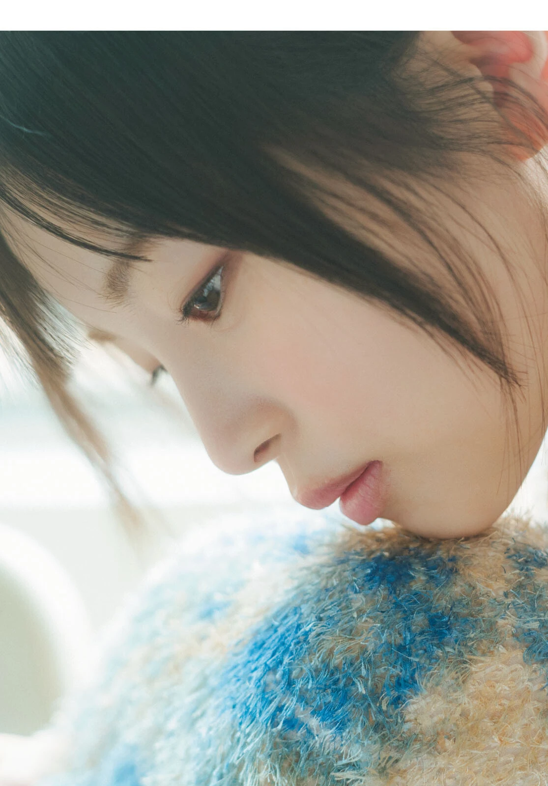 佐々木ほのか & 天野ちよ & 櫻井陽菜 – Young Dragon Age ヤングドラゴンエイジ 2026 Vol.35 - P35