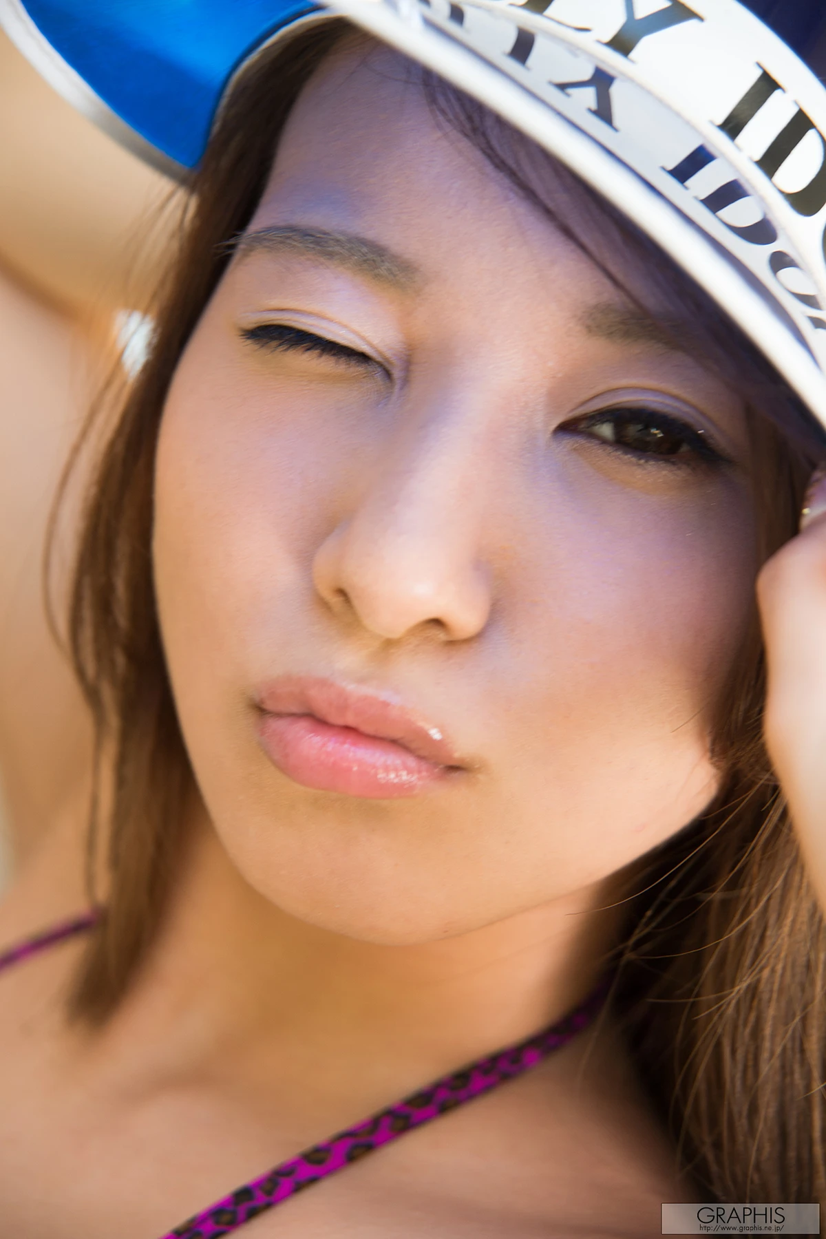 Mion Sonoda 園田みおん – Graphis 「Intensity」 - P42
