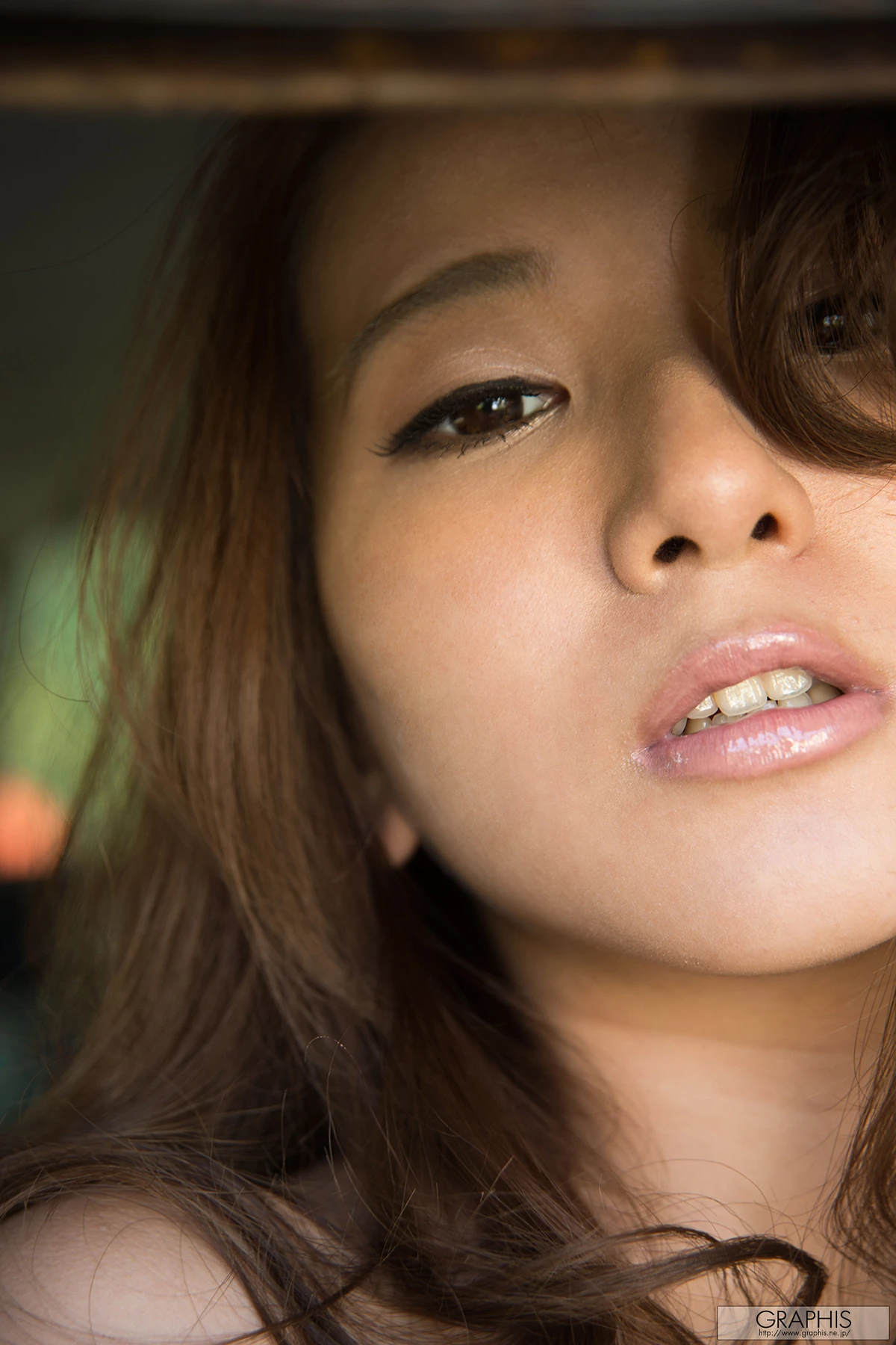 Mion Sonoda 園田みおん – Graphis 「Intensity」 - P88
