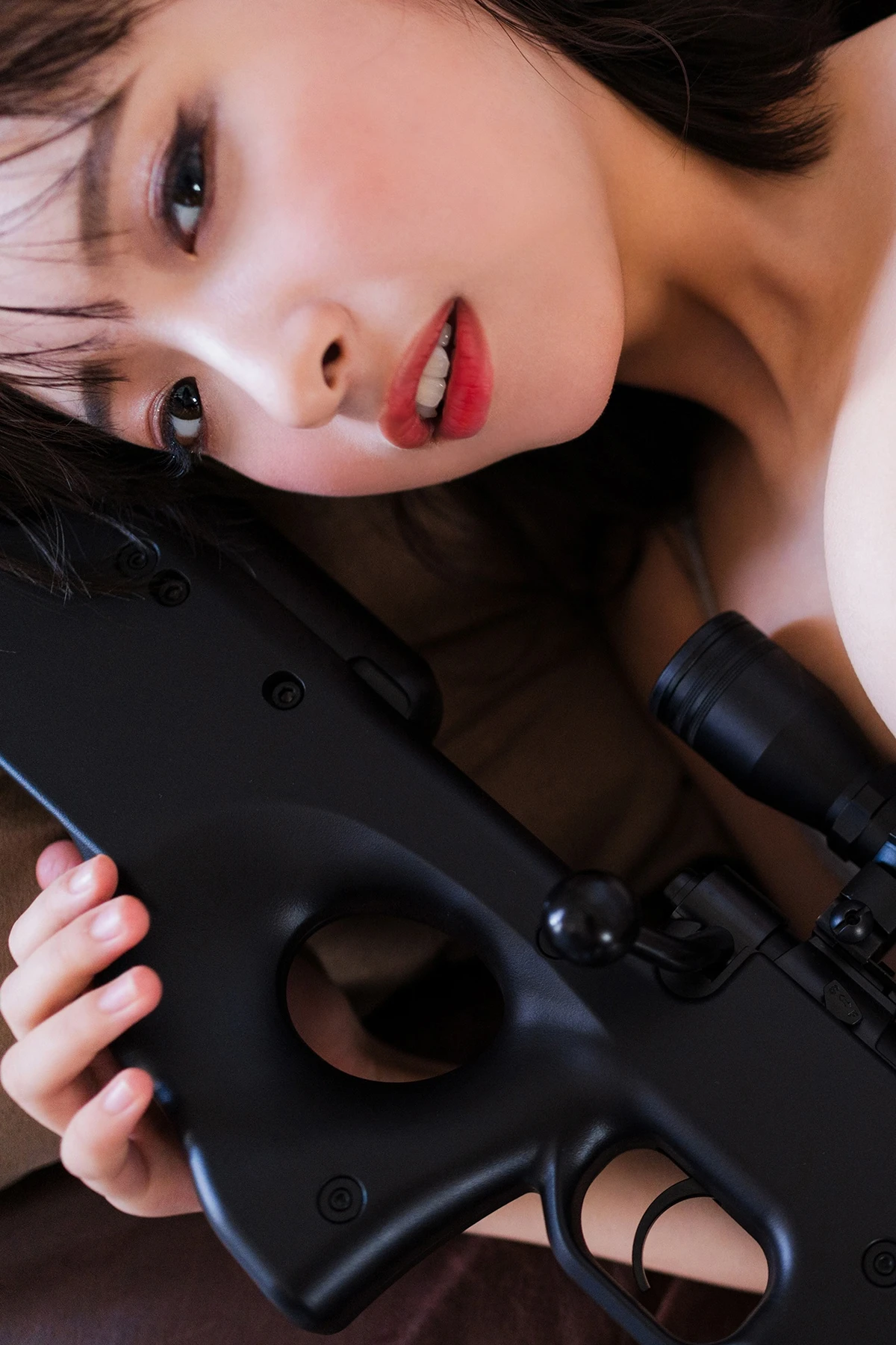 Runa Ichinose 一ノ瀬瑠菜 – ヤンマガデジタル写真集 「スパイ＆アサシン」 - P36